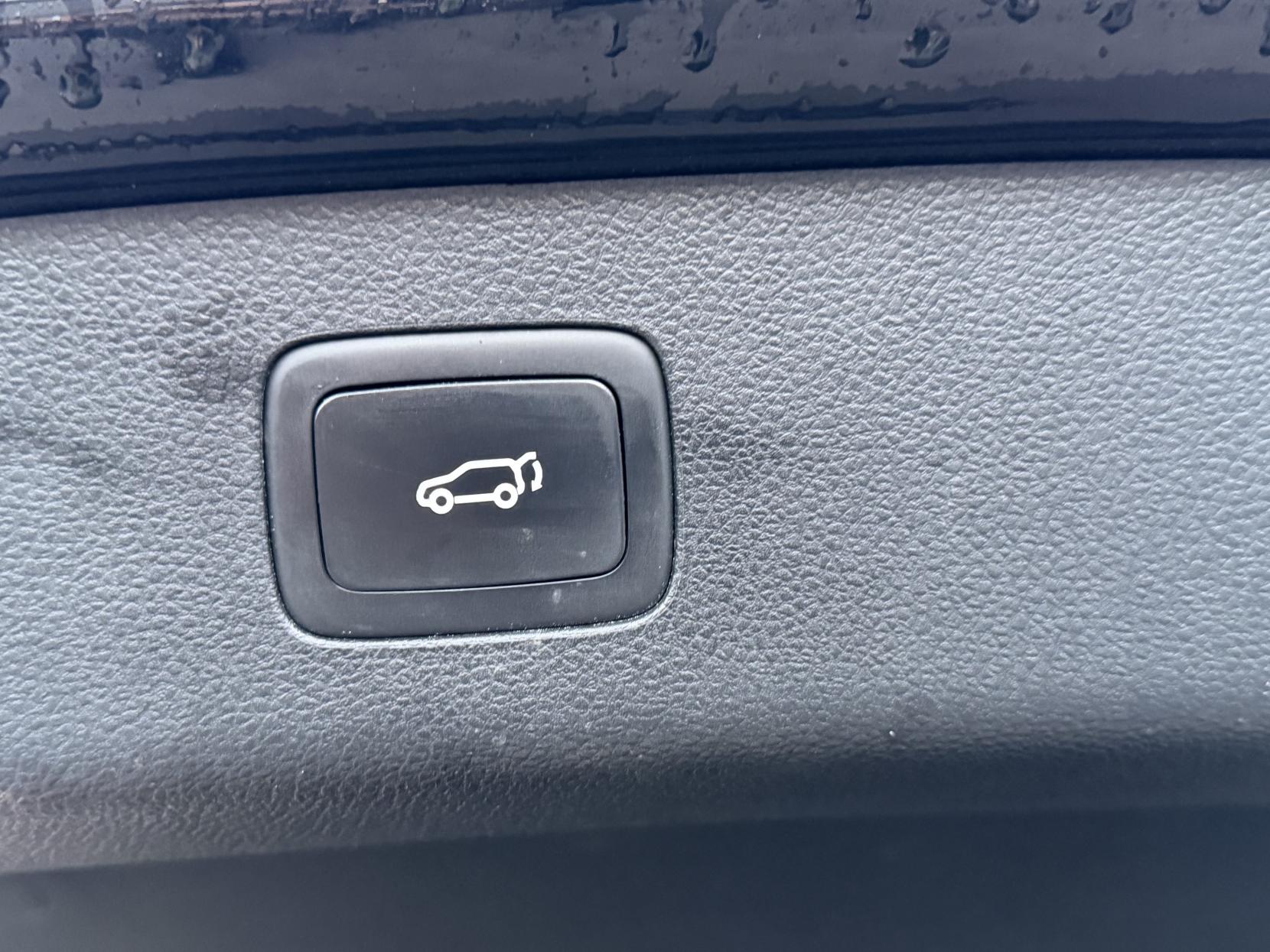 MG MG HS 1.5 T-GDI Exclusive SUV 5dr Petrol DCT Euro 6 (s/s) (162 ps)