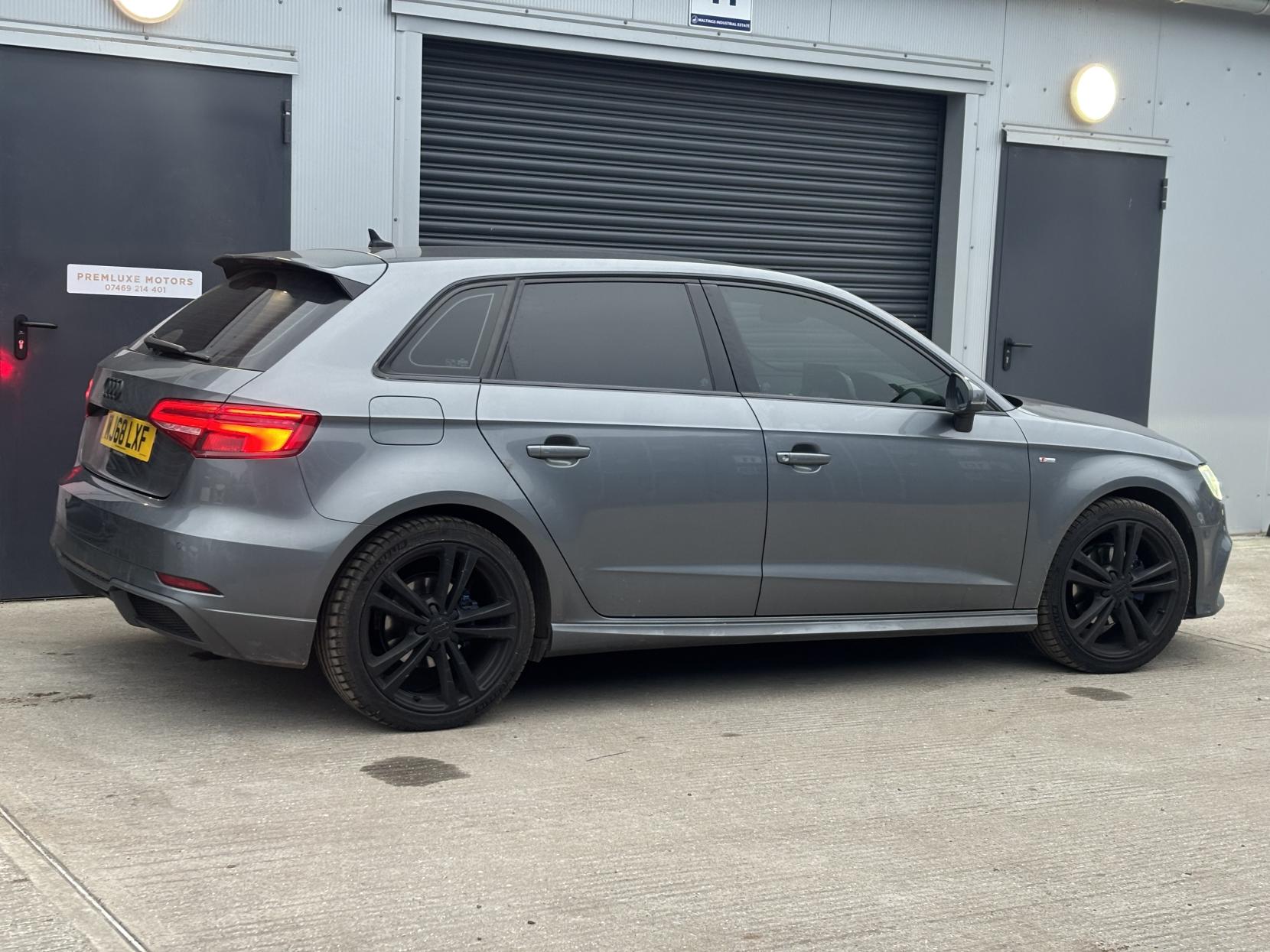 Audi A3 1.5 TFSI CoD 35 S line Sportback 5dr Petrol S Tronic Euro 6 (s/s) (150 ps)