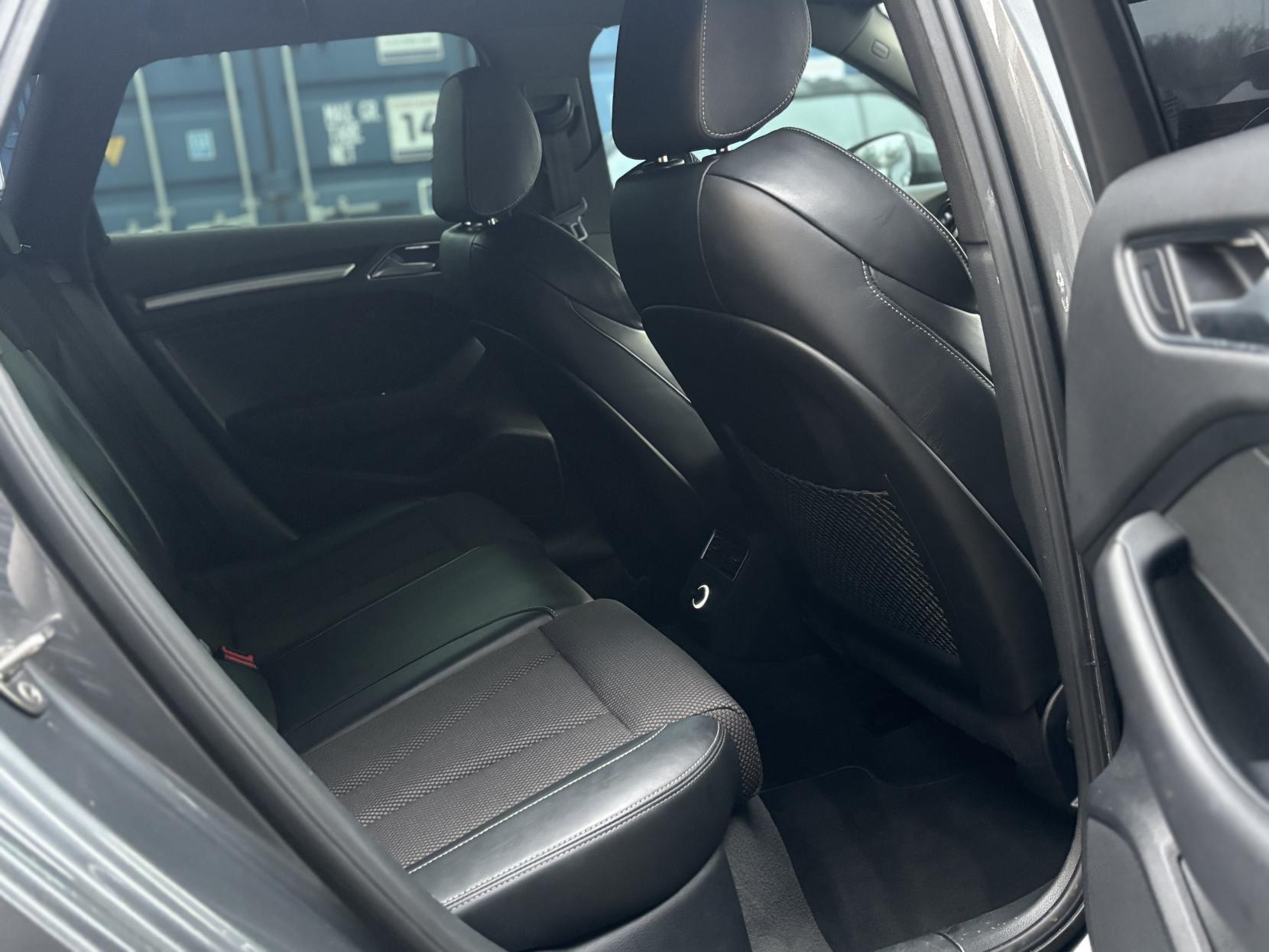 Audi A3 1.5 TFSI CoD 35 S line Sportback 5dr Petrol S Tronic Euro 6 (s/s) (150 ps)