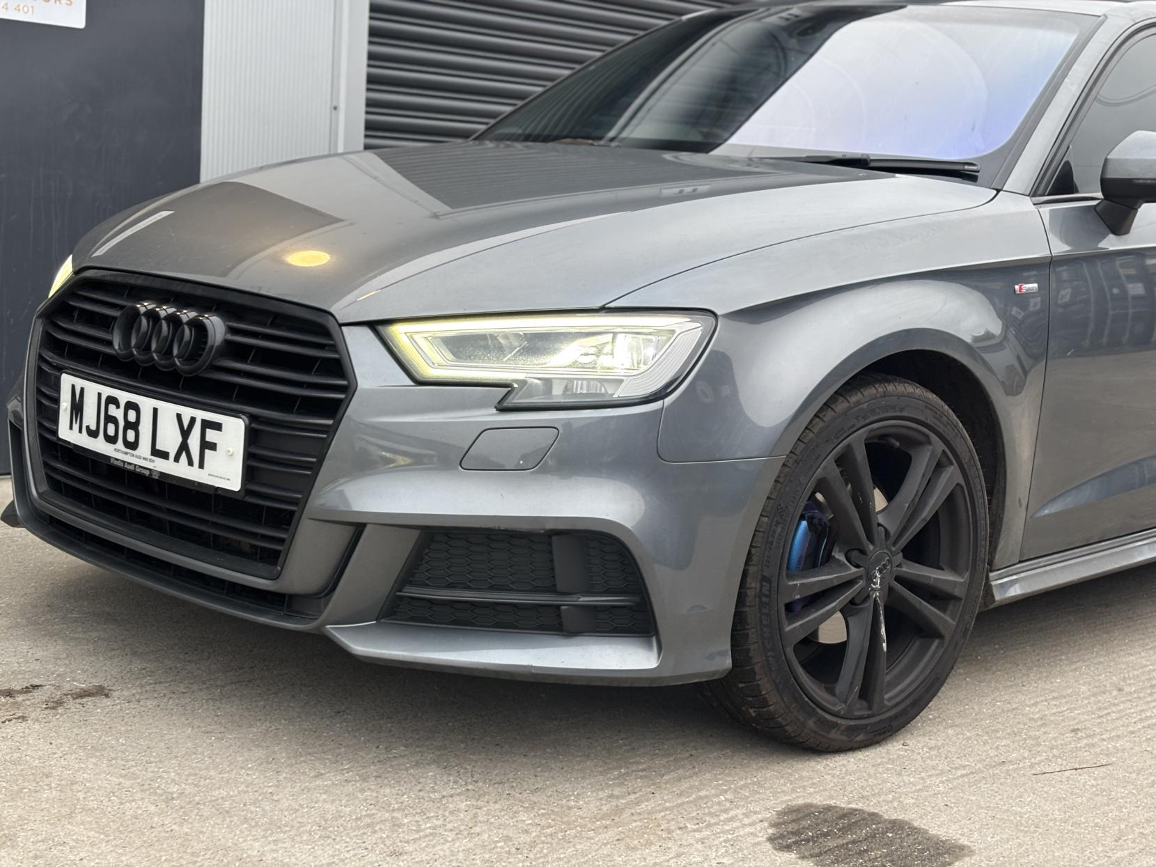 Audi A3 1.5 TFSI CoD 35 S line Sportback 5dr Petrol S Tronic Euro 6 (s/s) (150 ps)