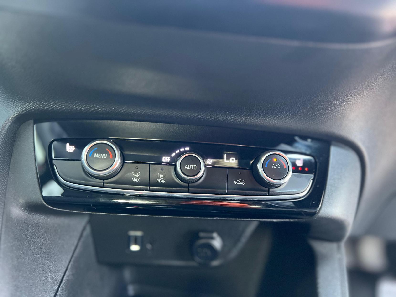 Vauxhall Corsa 1.2 Turbo Elite Nav Premium Hatchback 5dr Petrol Auto Euro 6 (s/s) (100 ps)