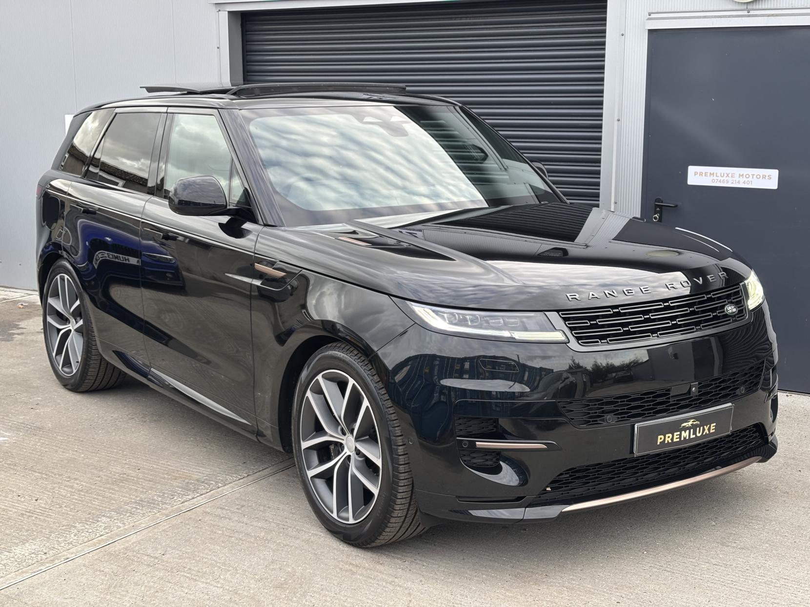 Land Rover Range Rover Sport 3.0 D300 MHEV Dynamic SE SUV 5dr Diesel Auto 4WD Euro 6 (s/s) (300 ps)