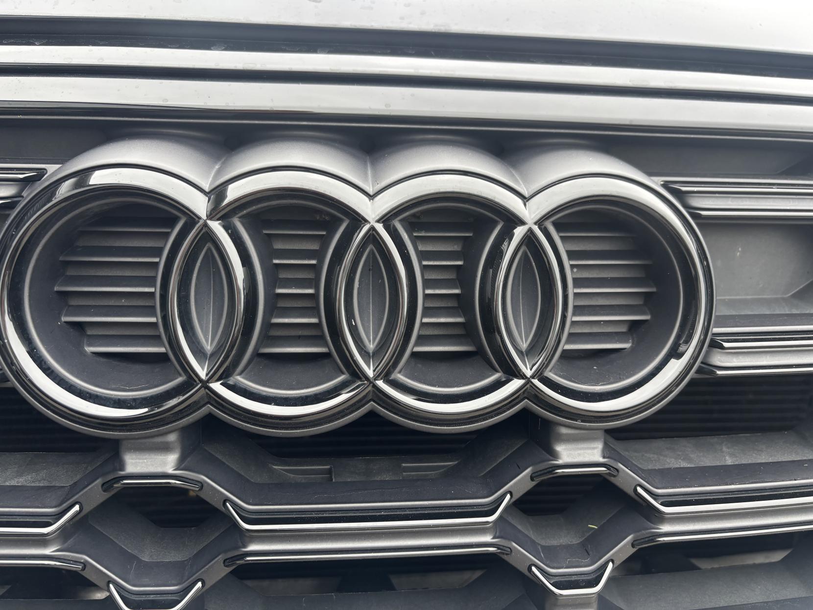 Audi Q5 2.0 TDI 40 Edition 1 SUV 5dr Diesel S Tronic quattro Euro 6 (s/s) (204 ps)