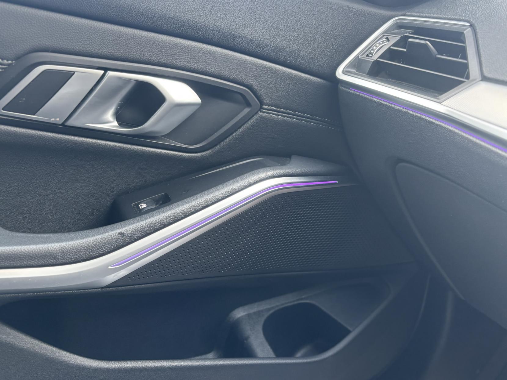 BMW 3 Series 2.0 320i M Sport Saloon 4dr Petrol Auto xDrive Euro 6 (s/s) (184 ps)