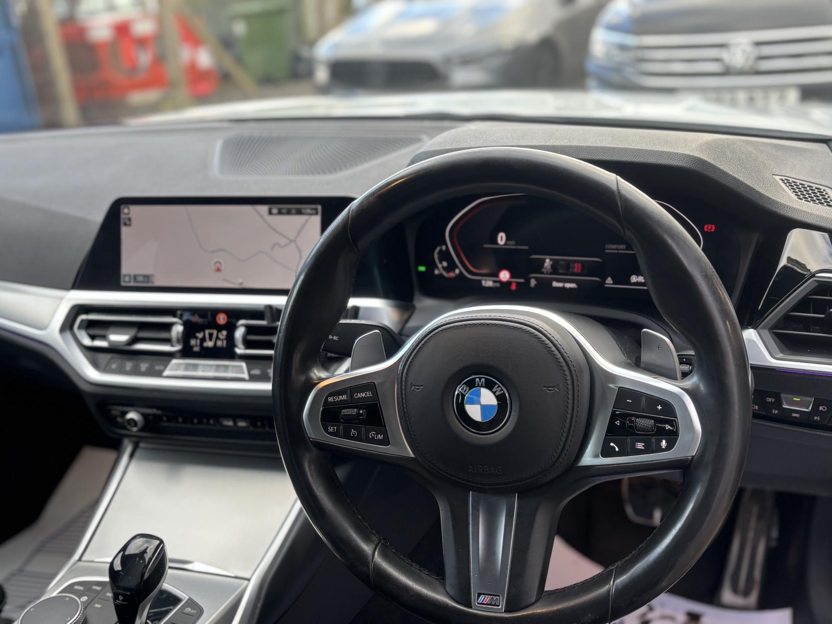 BMW 3 Series 2.0 320i M Sport Saloon 4dr Petrol Auto xDrive Euro 6 (s/s) (184 ps)