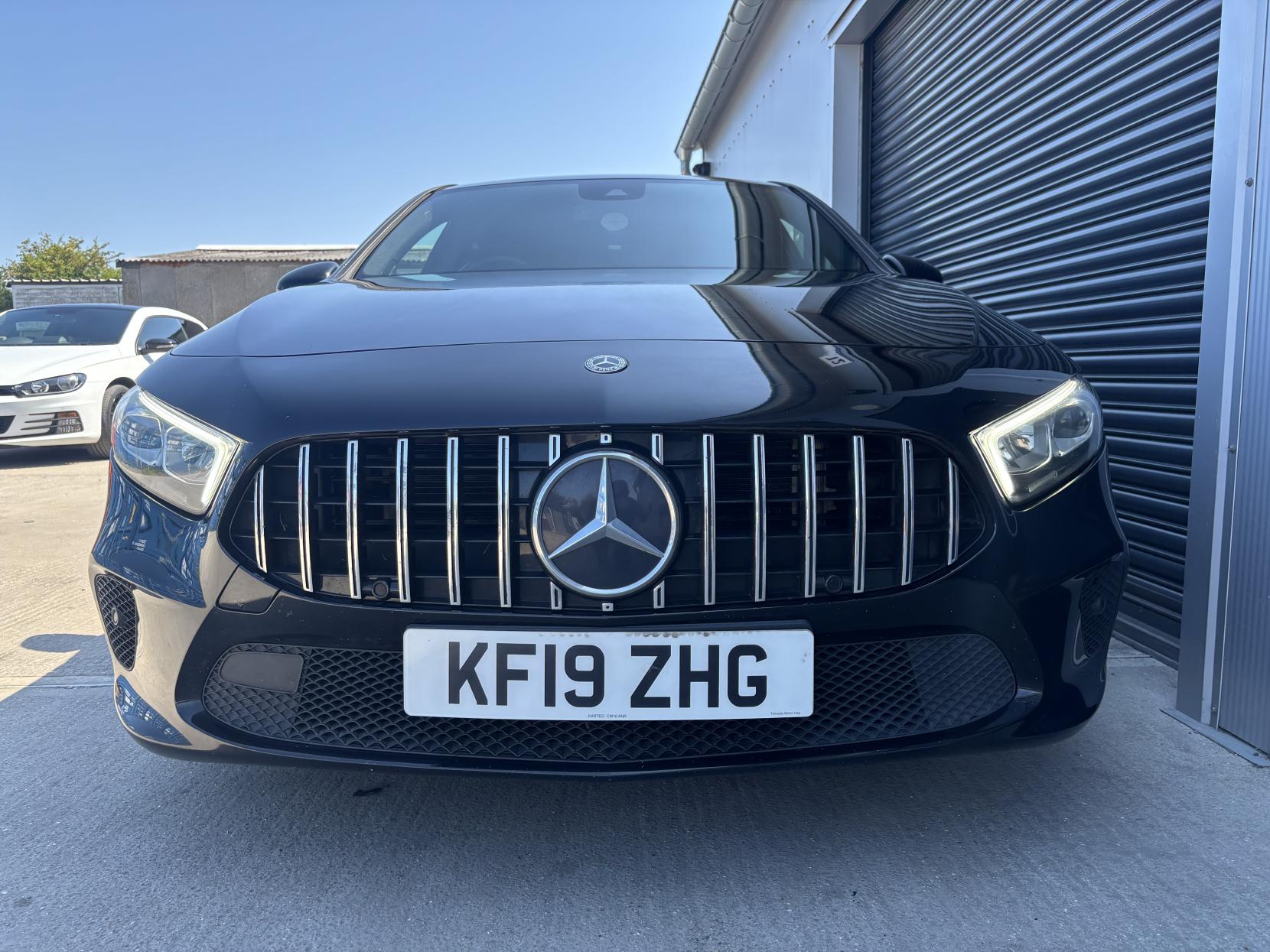 Mercedes-Benz A Class 1.3 A180 Sport (Executive) Hatchback 5dr Petrol 7G-DCT Euro 6 (s/s) (136 ps)