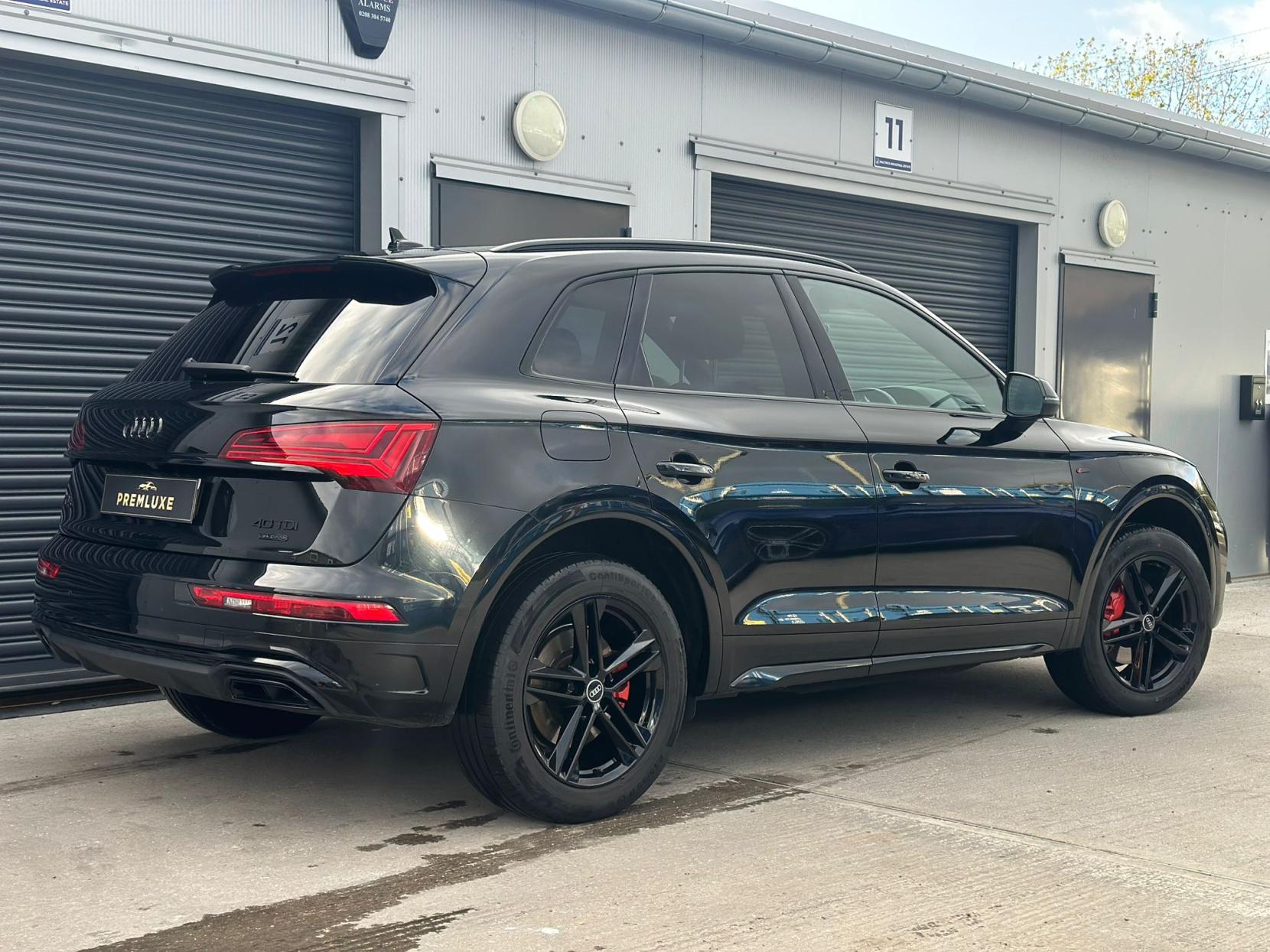 Audi Q5 2.0 TDI 40 S line SUV 5dr Diesel S Tronic quattro Euro 6 (s/s) (204 ps)