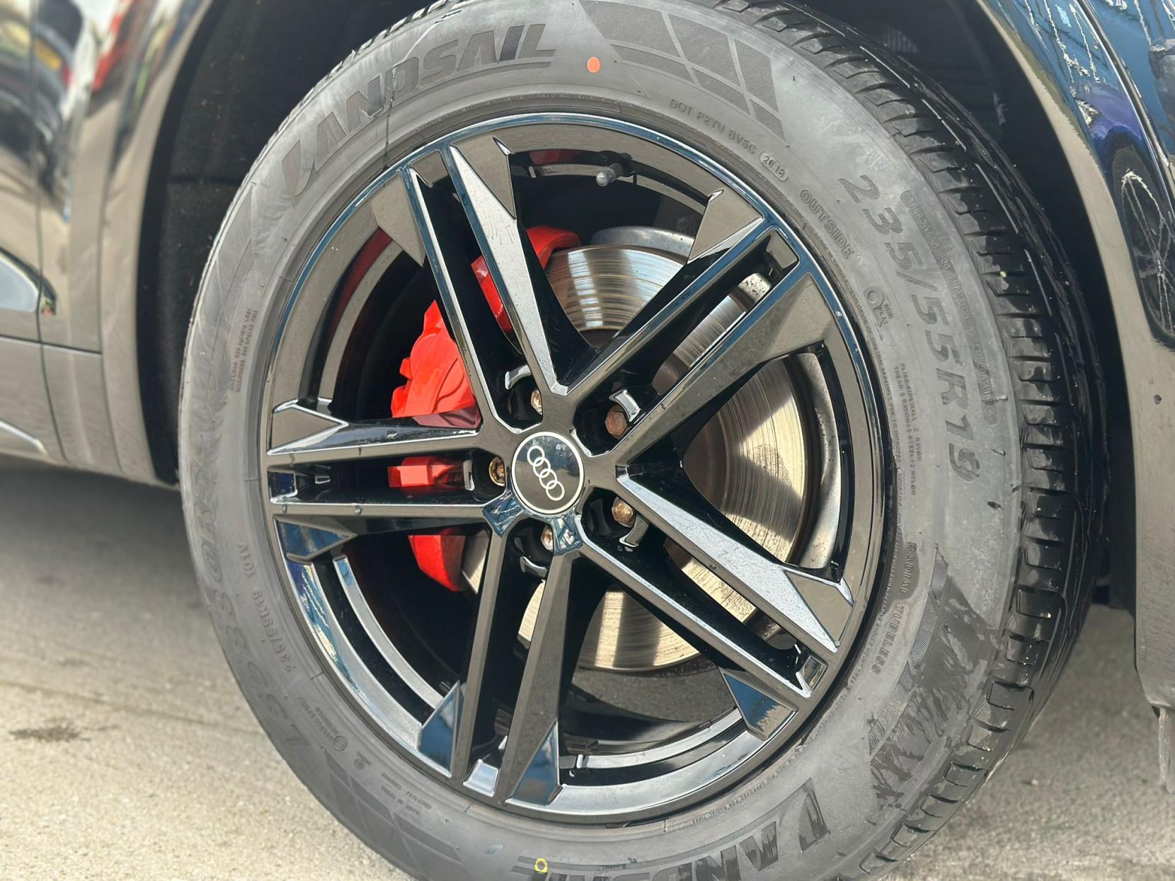 Audi Q5 2.0 TDI 40 S line SUV 5dr Diesel S Tronic quattro Euro 6 (s/s) (204 ps)