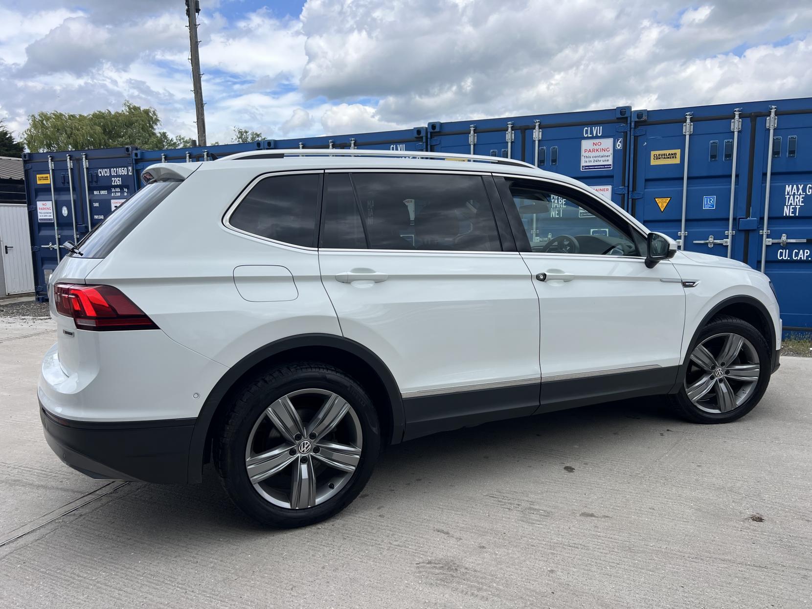 Volkswagen Tiguan Allspace 2.0 TDI Match SUV 5dr Diesel DSG 4Motion Euro 6 (s/s) (150 ps)