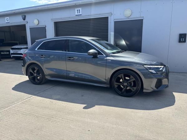 Audi A3 1.0 TFSI 30 S line Sportback 5dr Petrol S Tronic Euro 6 (s/s) (110 ps)
