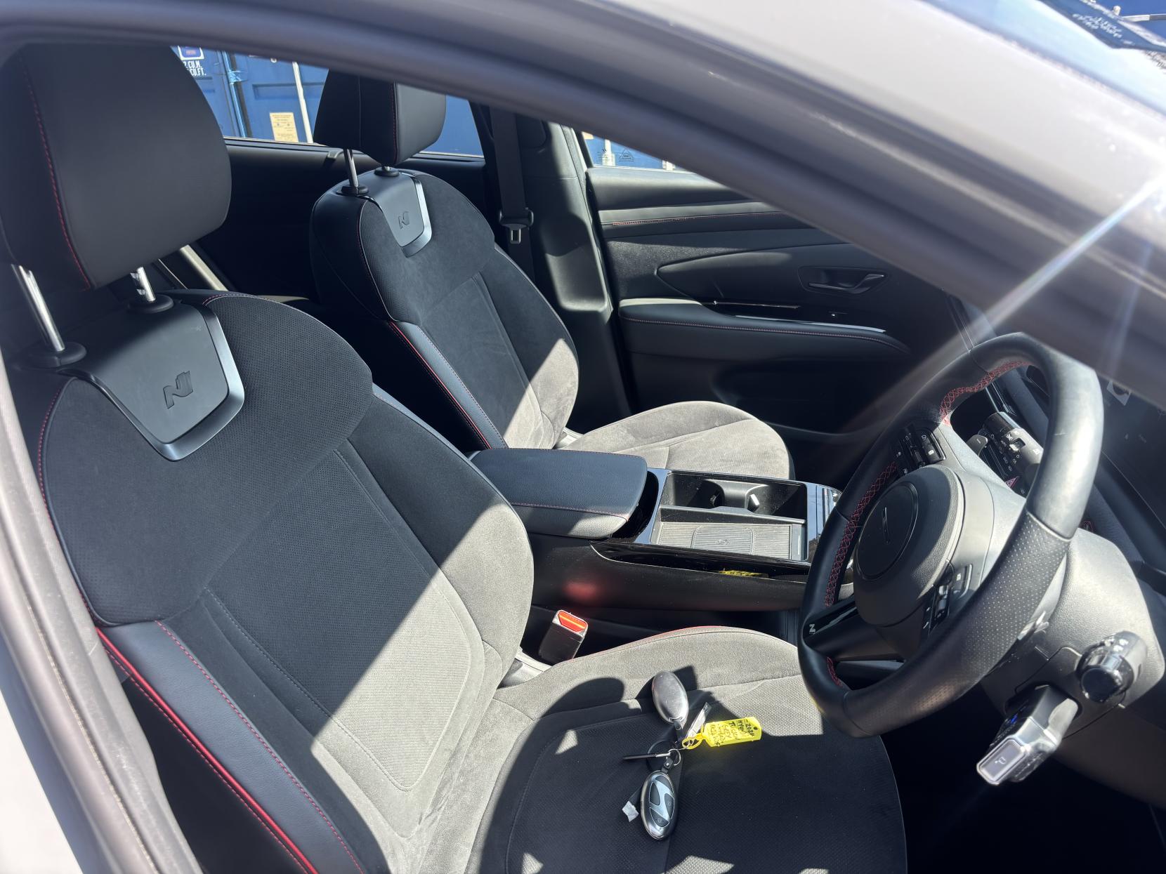 Hyundai TUCSON 1.6 T-GDi N Line SUV 5dr Petrol Hybrid Auto Euro 6 (s/s) (215 ps)