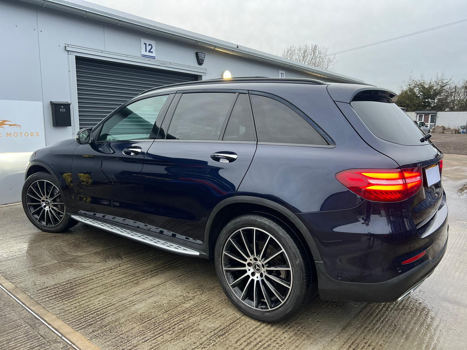 Mercedes-Benz GLC 2.1 GLC220d AMG Line (Premium) SUV 5dr Diesel G-Tronic 4MATIC Euro 6 (s/s) (170 ps)