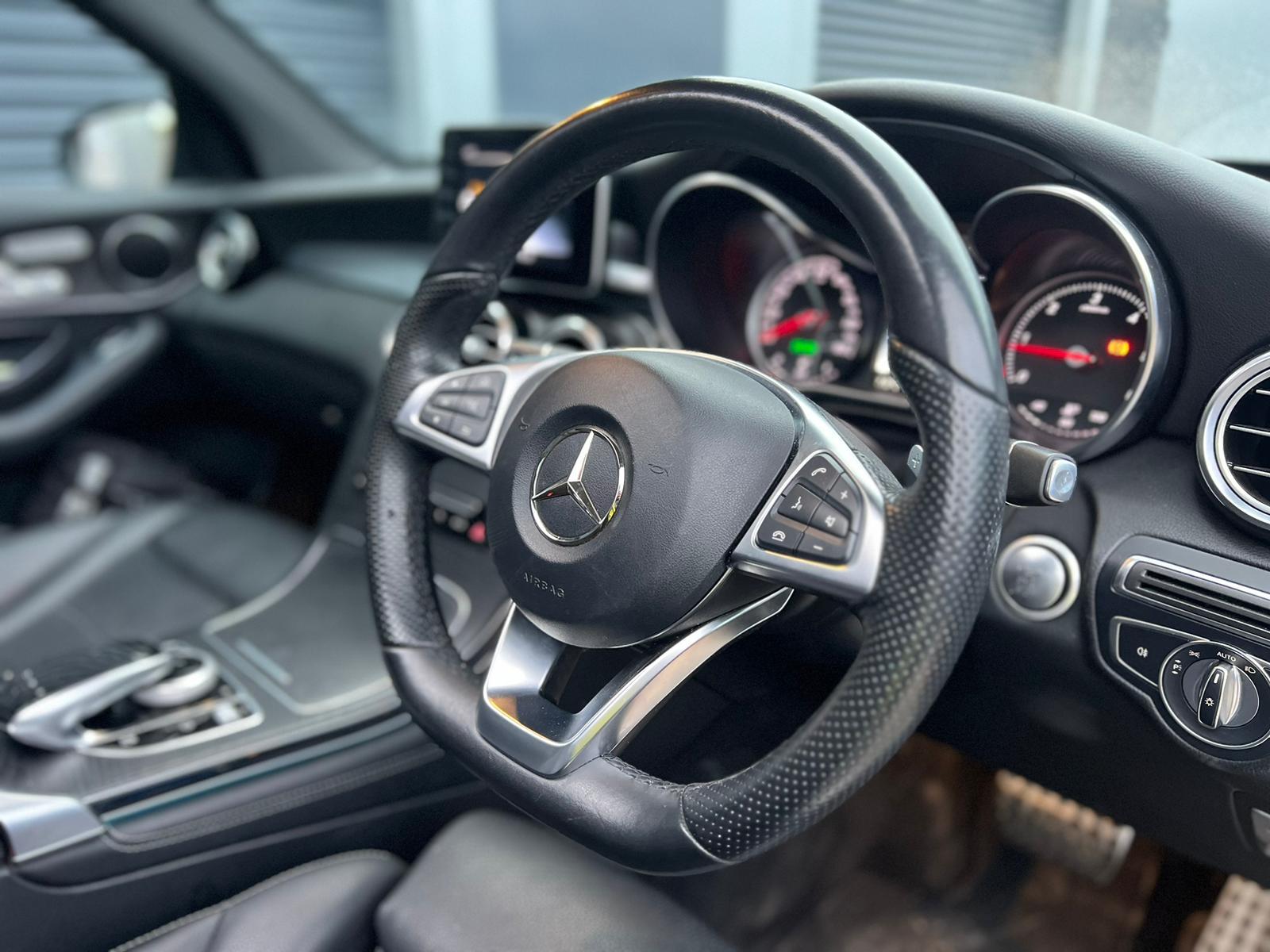 Mercedes-Benz GLC 2.1 GLC220d AMG Line (Premium) SUV 5dr Diesel G-Tronic 4MATIC Euro 6 (s/s) (170 ps)