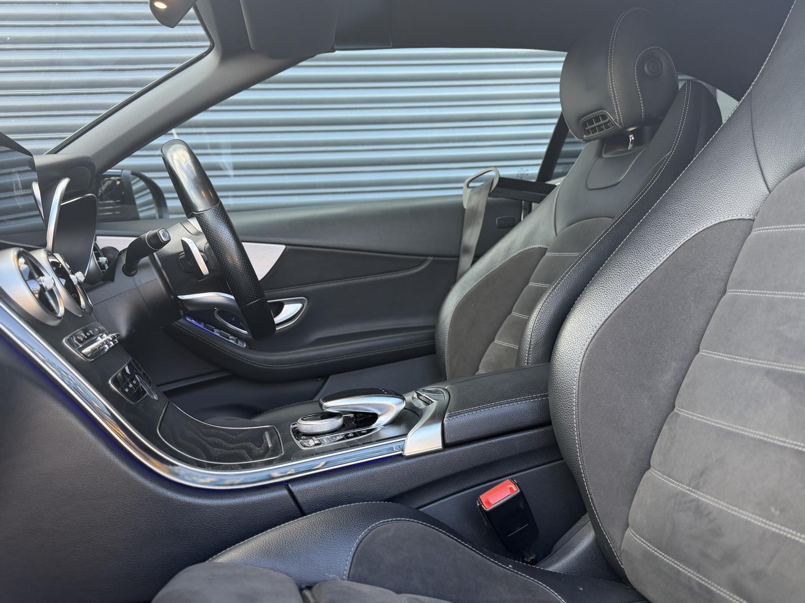 Mercedes-Benz C Class 2.0 C300d AMG Line (Premium) Cabriolet 2dr Diesel G-Tronic+ Euro 6 (s/s) (245 ps)