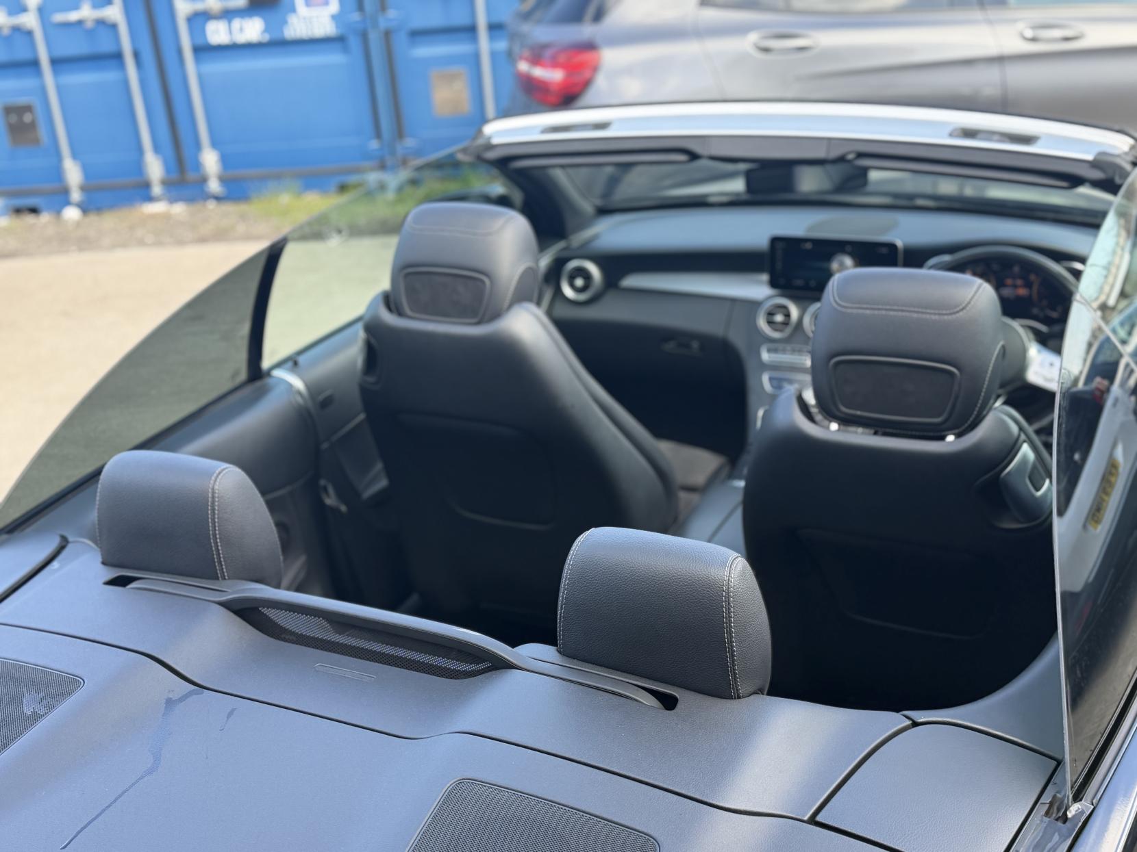 Mercedes-Benz C Class 2.0 C300d AMG Line (Premium) Cabriolet 2dr Diesel G-Tronic+ Euro 6 (s/s) (245 ps)