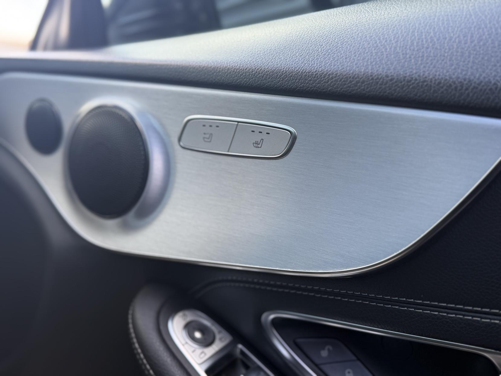 Mercedes-Benz C Class 2.0 C300d AMG Line (Premium) Cabriolet 2dr Diesel G-Tronic+ Euro 6 (s/s) (245 ps)