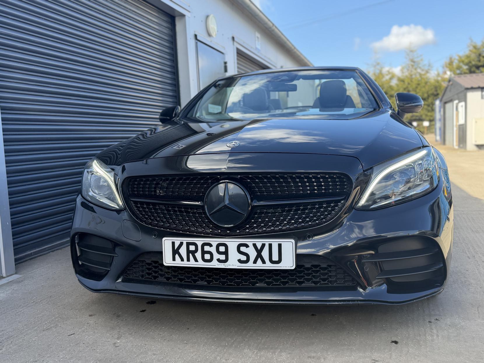 Mercedes-Benz C Class 2.0 C300d AMG Line (Premium) Cabriolet 2dr Diesel G-Tronic+ Euro 6 (s/s) (245 ps)