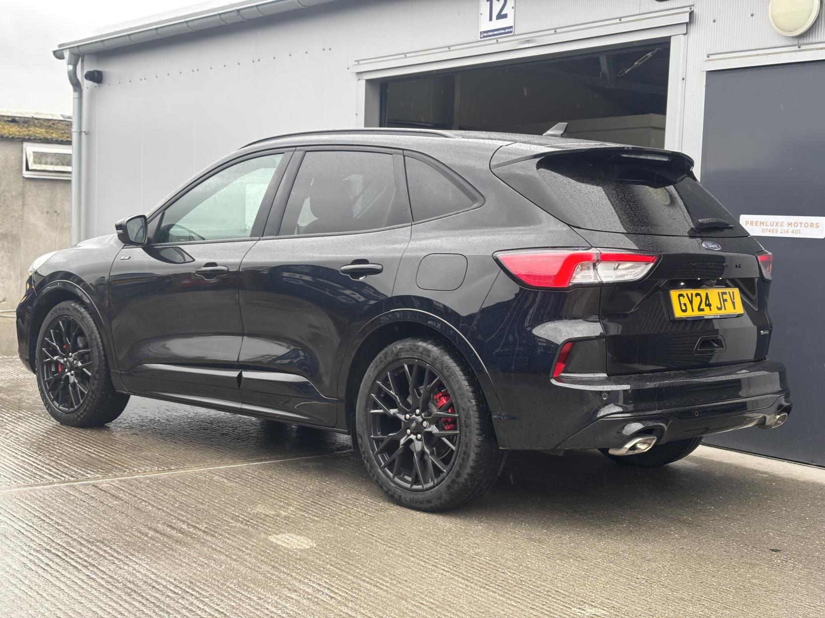 Ford Kuga 2.5h Duratec Black Package Edition SUV 5dr Petrol Hybrid CVT Euro 6 (s/s) (190 ps)