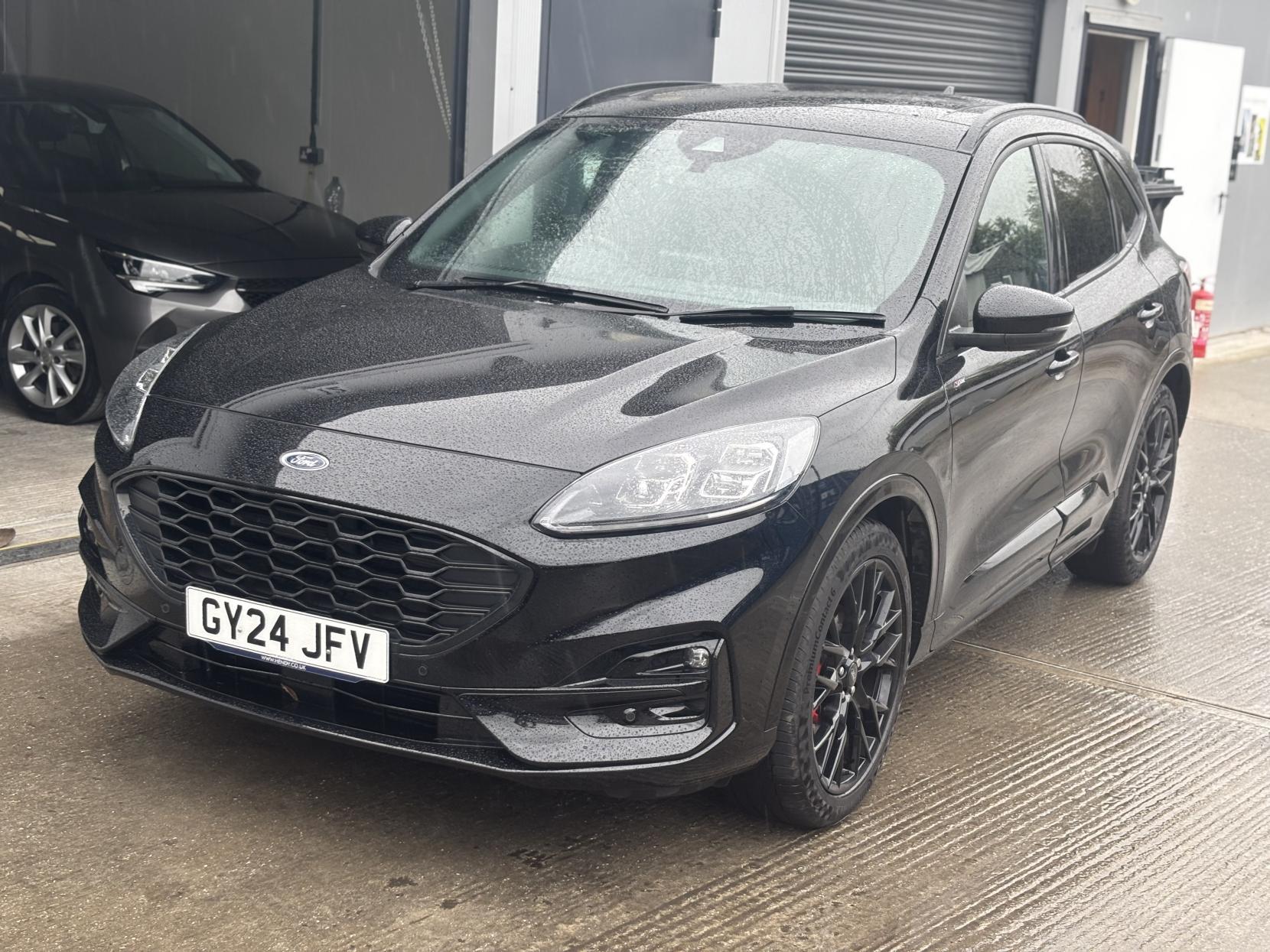 Ford Kuga 2.5h Duratec Black Package Edition SUV 5dr Petrol Hybrid CVT Euro 6 (s/s) (190 ps)