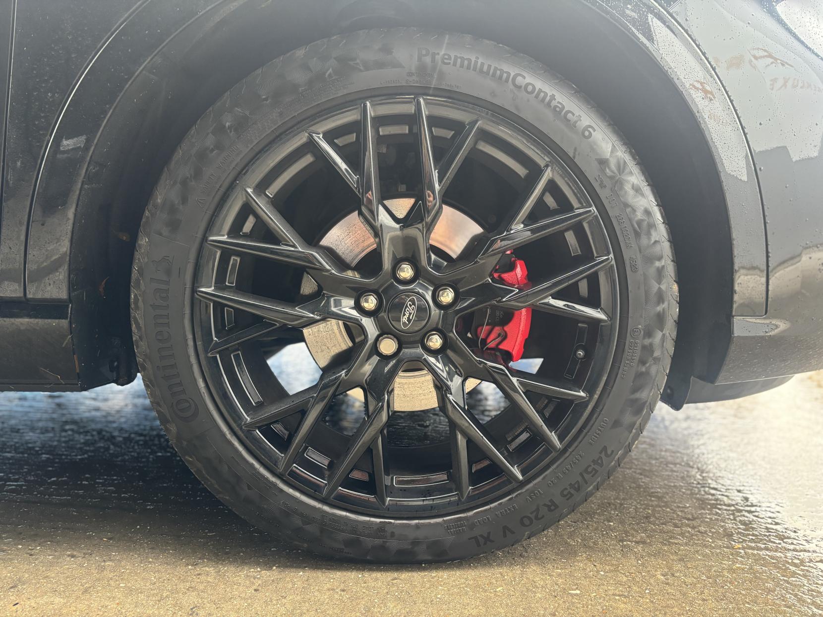 Ford Kuga 2.5h Duratec Black Package Edition SUV 5dr Petrol Hybrid CVT Euro 6 (s/s) (190 ps)