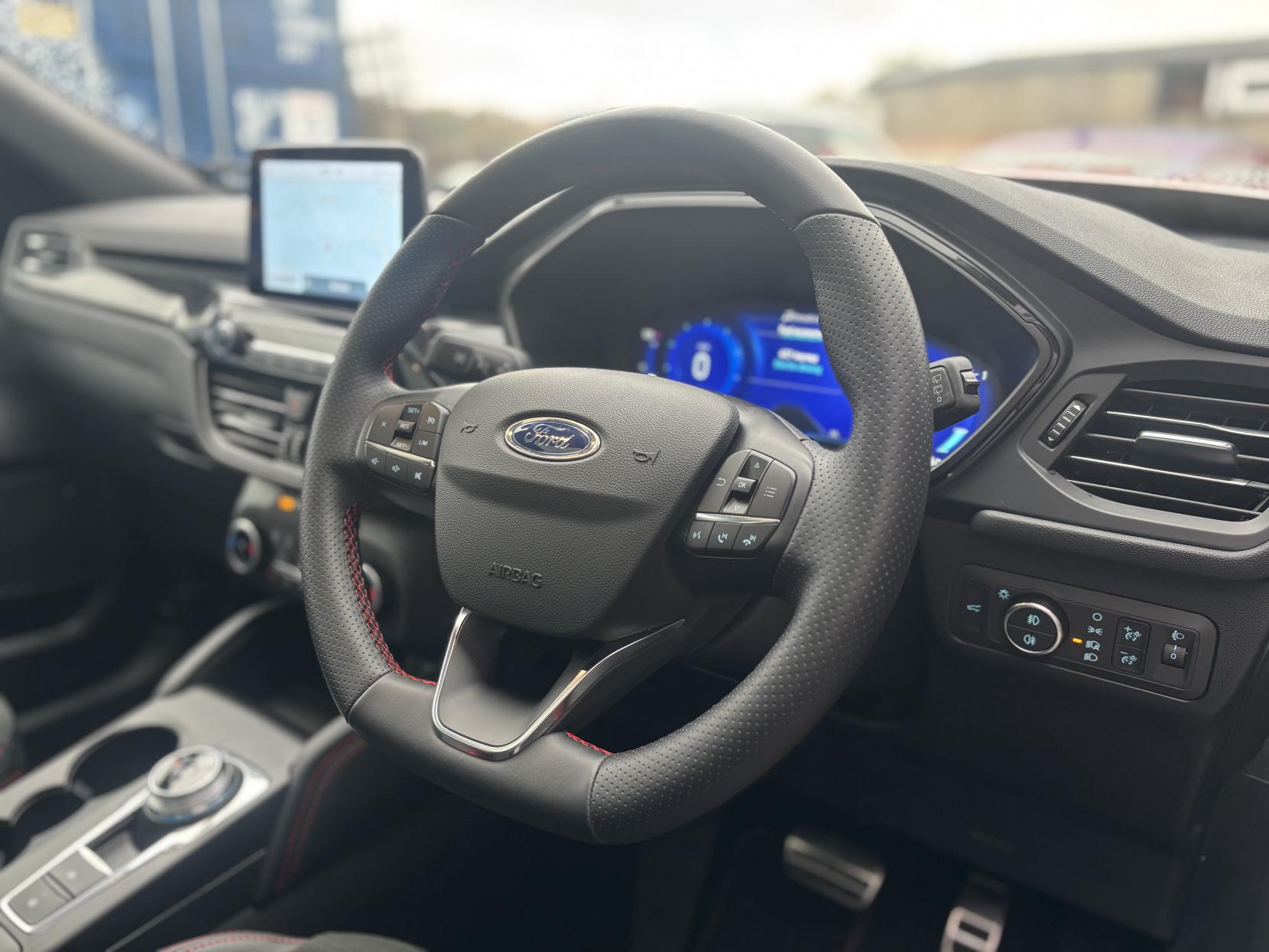 Ford Kuga 2.5h Duratec Black Package Edition SUV 5dr Petrol Hybrid CVT Euro 6 (s/s) (190 ps)