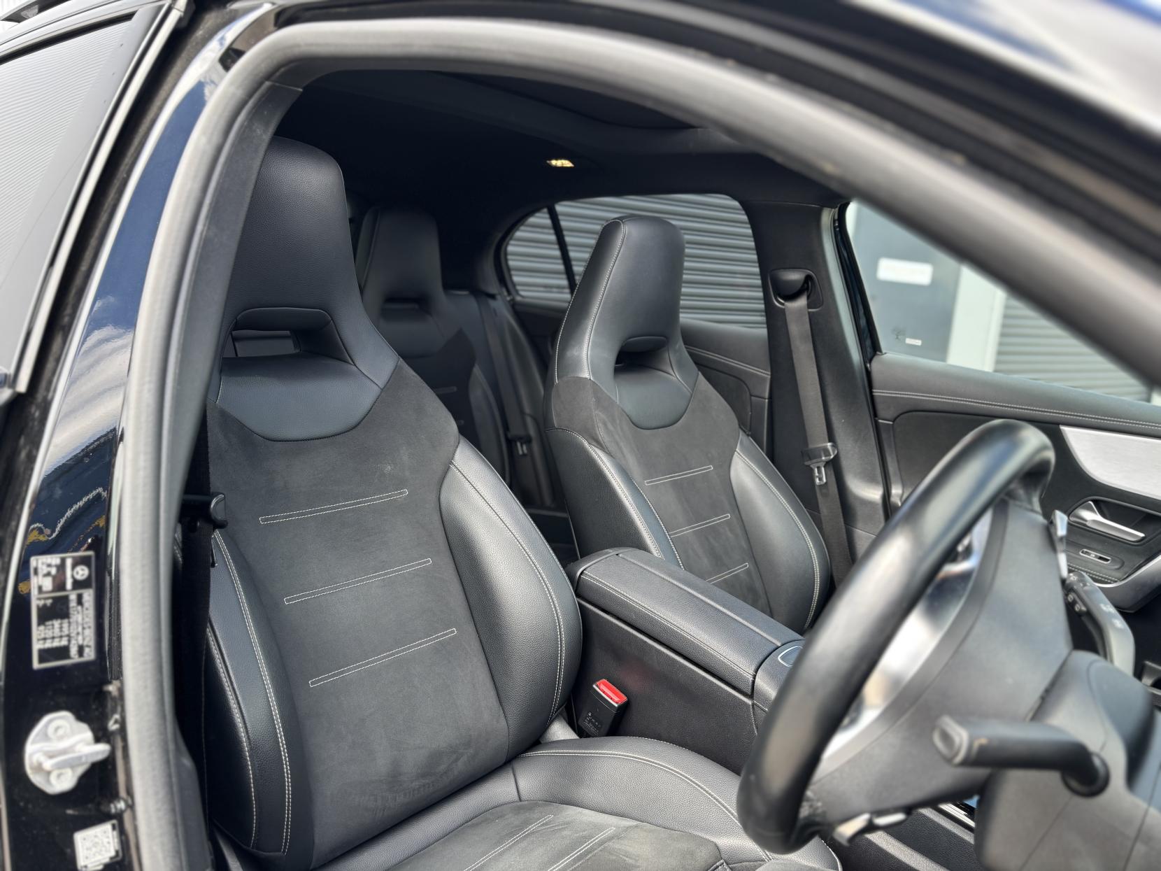 Mercedes-Benz A Class 2.0 A180d AMG Line Edition (Premium Plus) Hatchback 5dr Diesel 8G-DCT Euro 6 (s/s) (116 ps)
