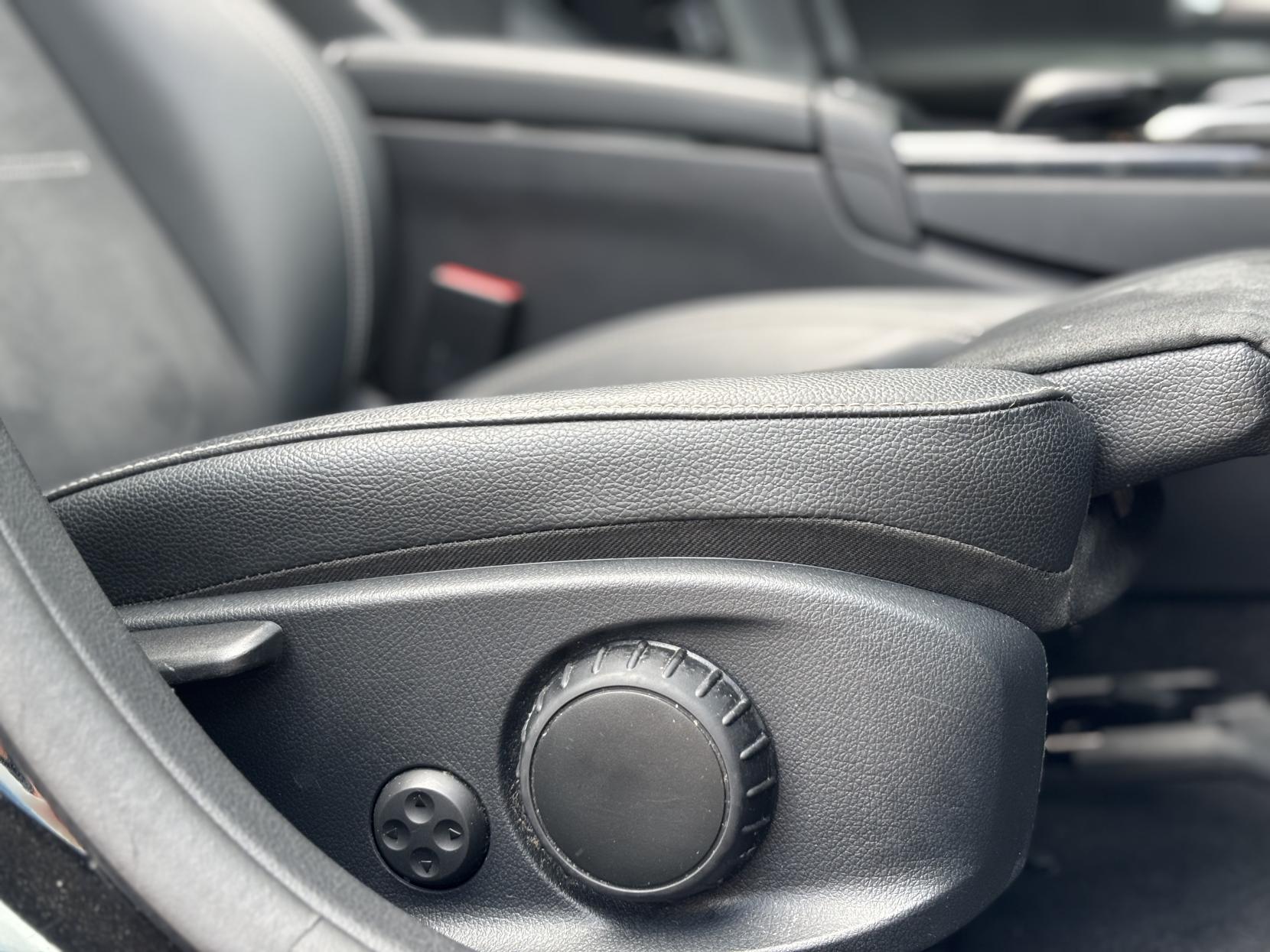 Mercedes-Benz A Class 2.0 A180d AMG Line Edition (Premium Plus) Hatchback 5dr Diesel 8G-DCT Euro 6 (s/s) (116 ps)