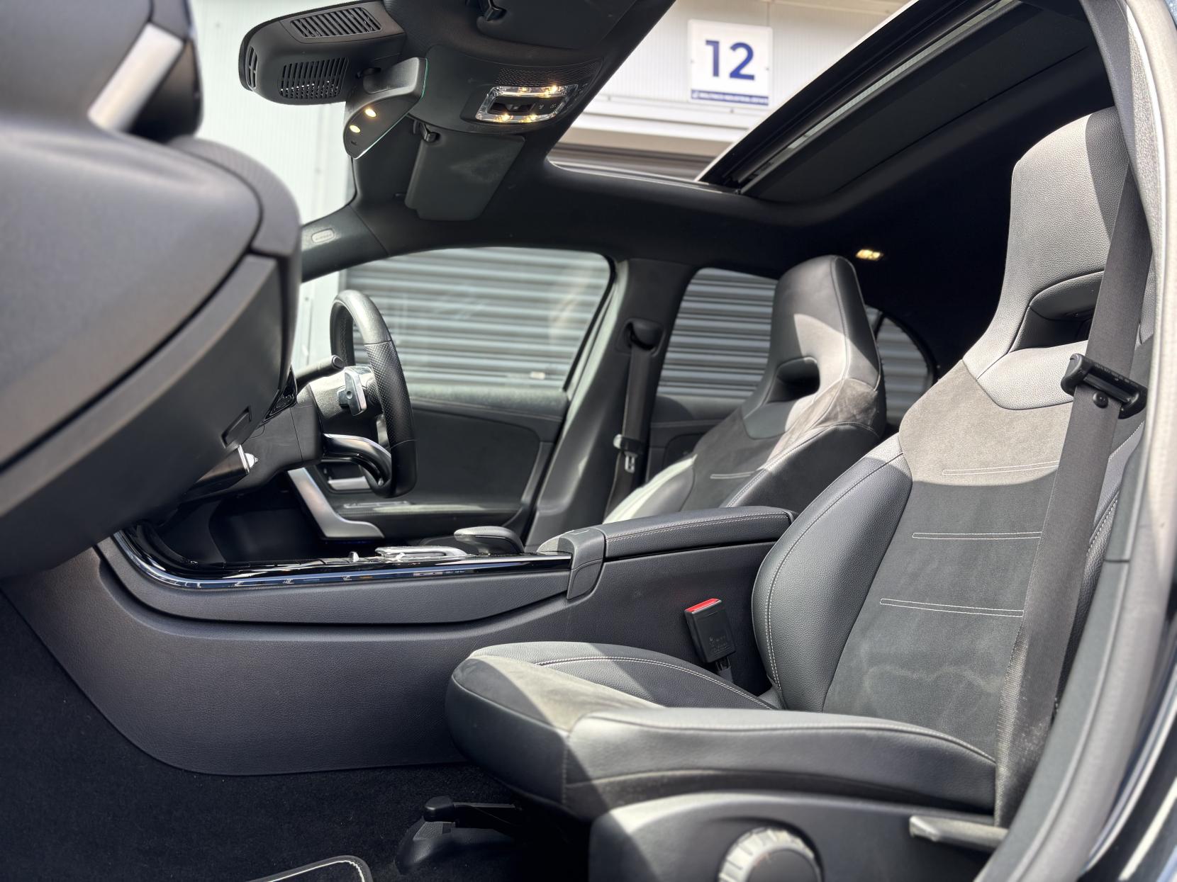 Mercedes-Benz A Class 2.0 A180d AMG Line Edition (Premium Plus) Hatchback 5dr Diesel 8G-DCT Euro 6 (s/s) (116 ps)
