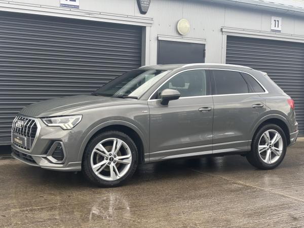 Audi Q3 1.5 TFSI CoD 35 S line SUV 5dr Petrol S Tronic Euro 6 (s/s) (150 ps)