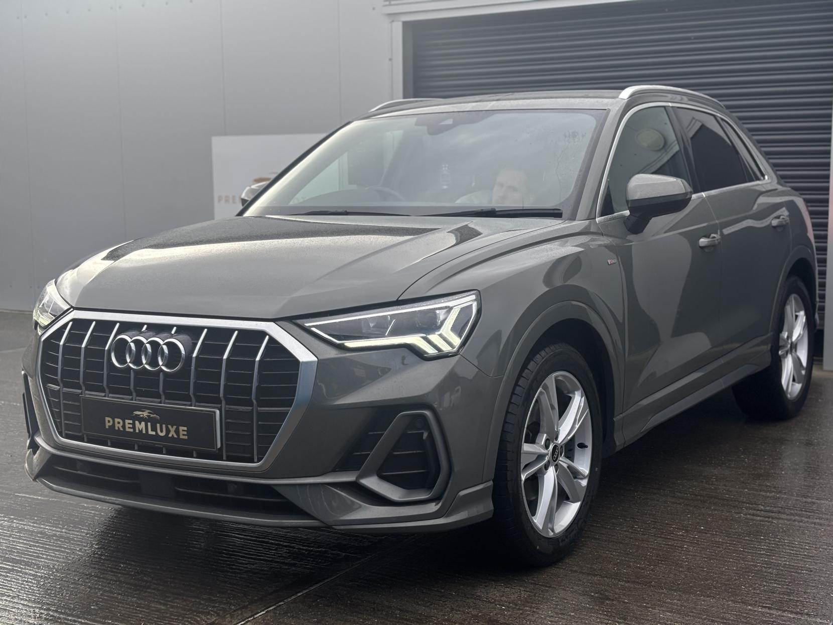 Audi Q3 1.5 TFSI CoD 35 S line SUV 5dr Petrol S Tronic Euro 6 (s/s) (150 ps)