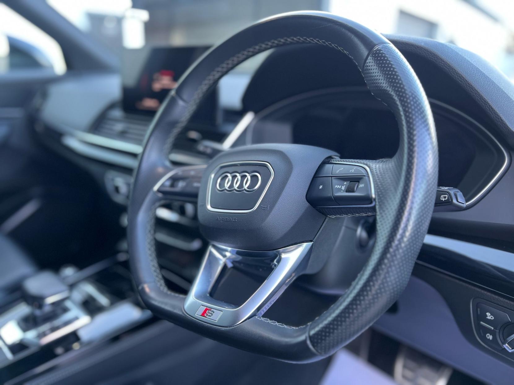 Audi Q5 2.0 TFSI 45 S line Sportback 5dr Petrol S Tronic quattro Euro 6 (s/s) (265 ps)
