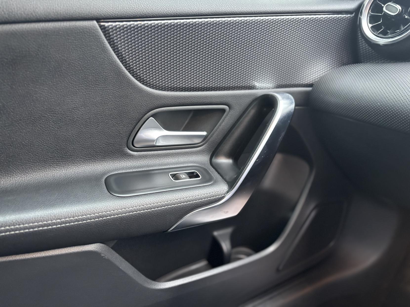 Mercedes-Benz A Class 1.5 A180d Sport Hatchback 5dr Diesel 7G-DCT Euro 6 (s/s) (116 ps)