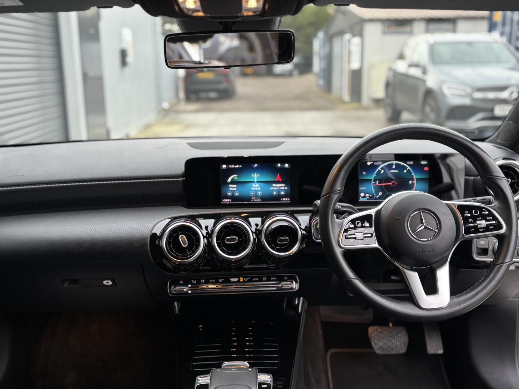 Mercedes-Benz A Class 1.5 A180d Sport Hatchback 5dr Diesel 7G-DCT Euro 6 (s/s) (116 ps)