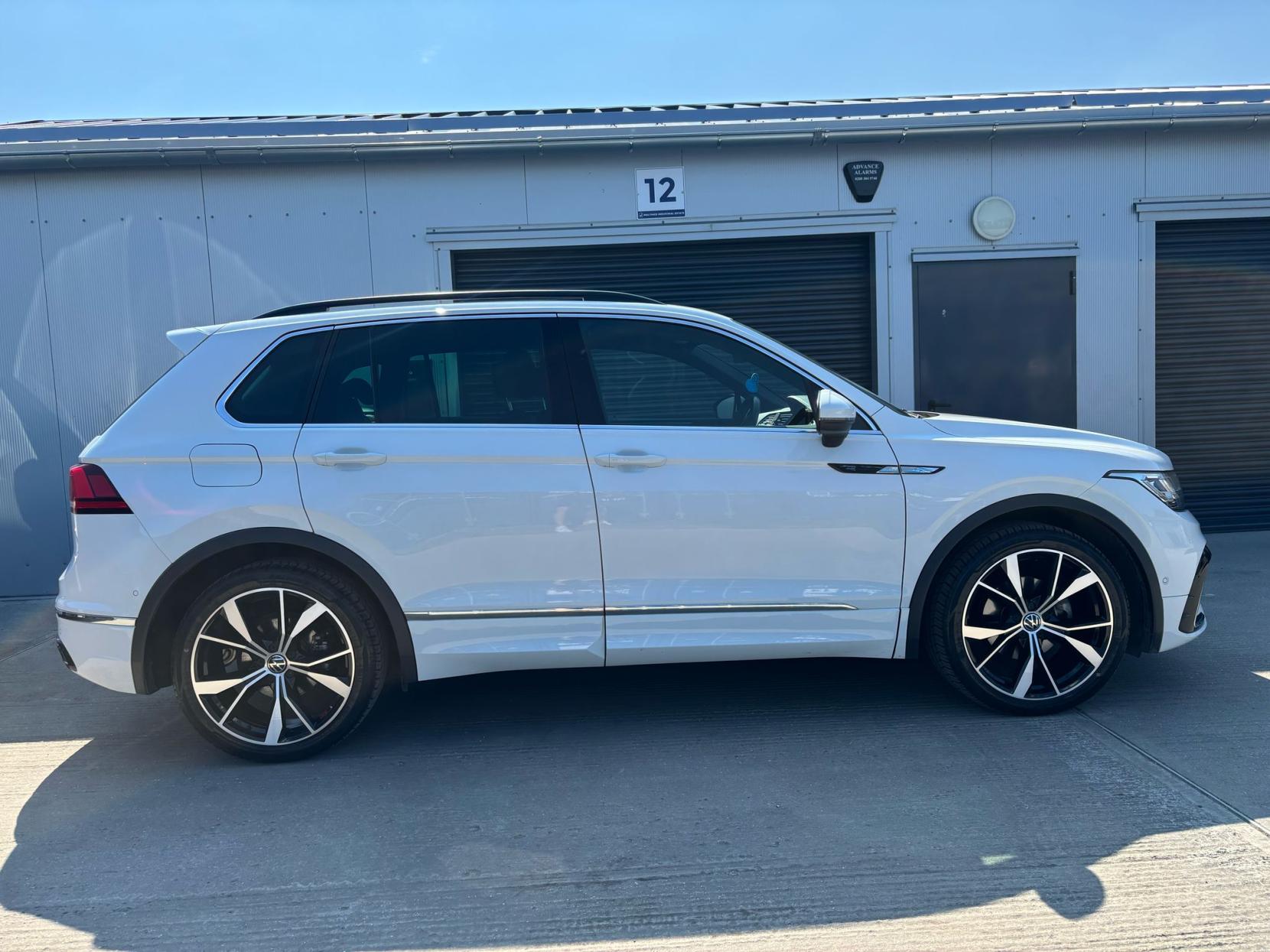 Volkswagen Tiguan 1.5 TSI R-Line SUV 5dr Petrol DSG Euro 6 (s/s) (150 ps)