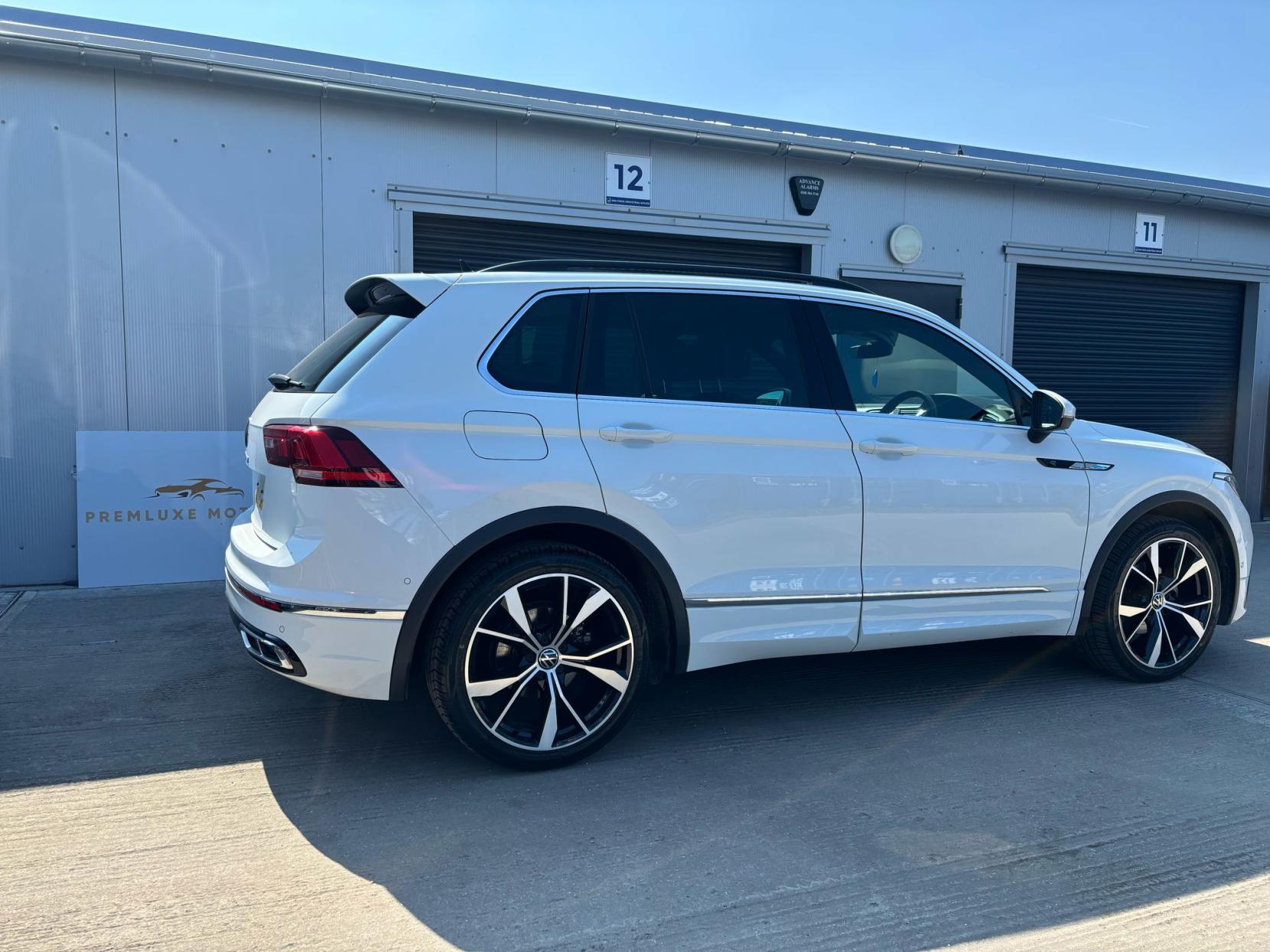 Volkswagen Tiguan 1.5 TSI R-Line SUV 5dr Petrol DSG Euro 6 (s/s) (150 ps)