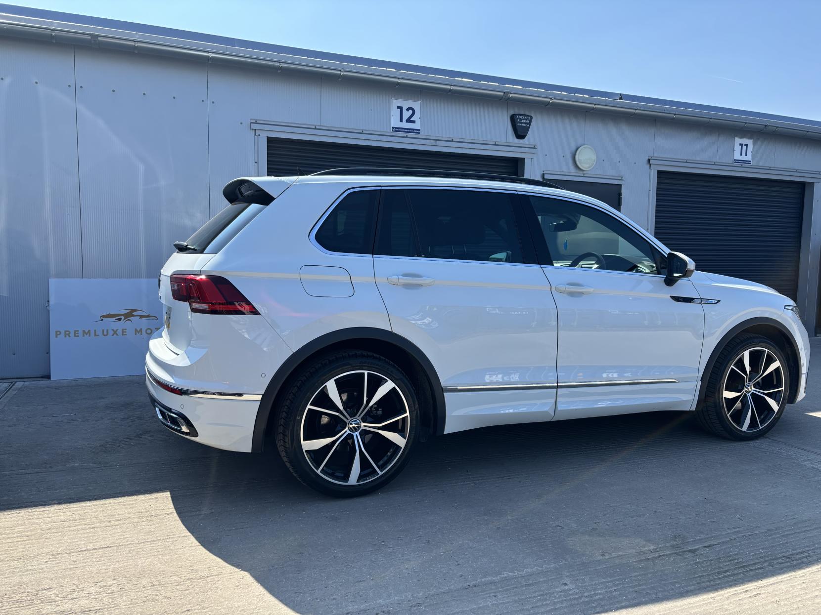 Volkswagen Tiguan 1.5 TSI R-Line SUV 5dr Petrol DSG Euro 6 (s/s) (150 ps)