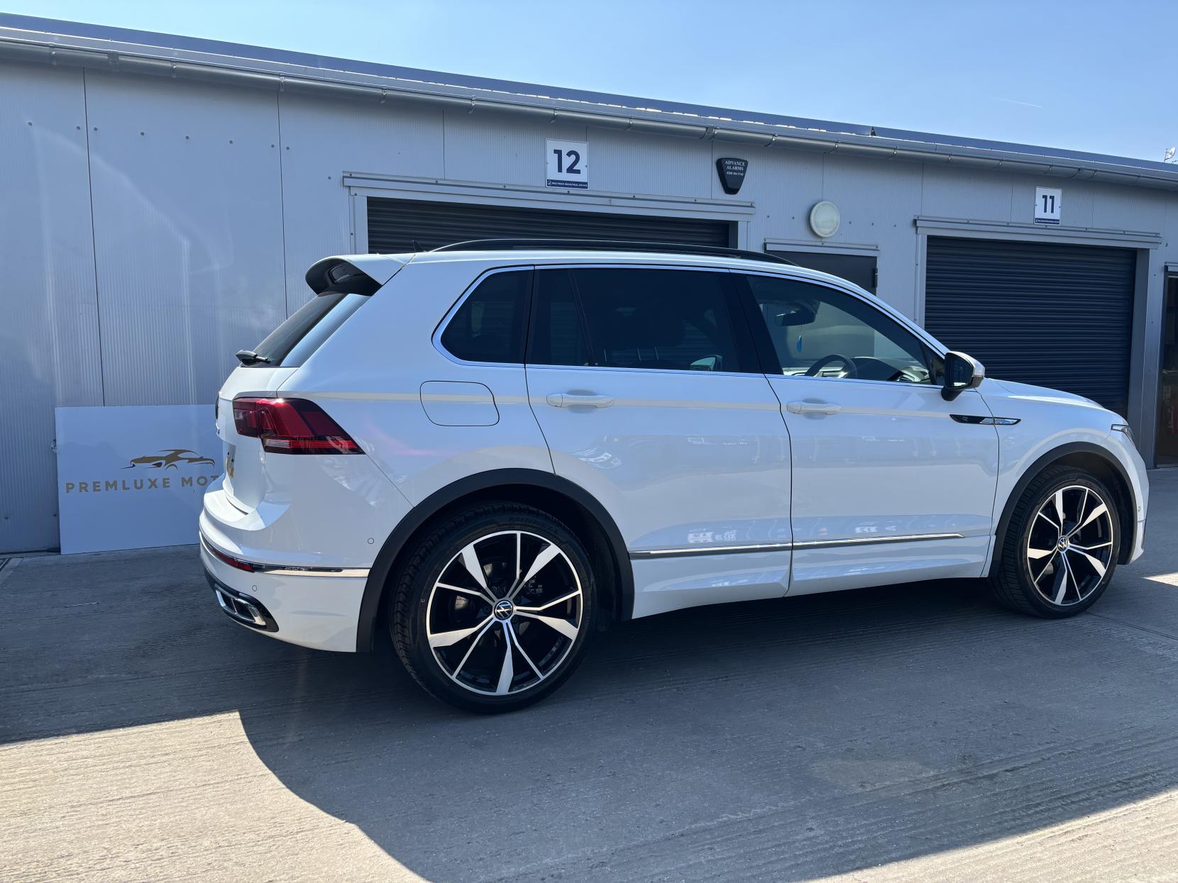 Volkswagen Tiguan 1.5 TSI R-Line SUV 5dr Petrol DSG Euro 6 (s/s) (150 ps)