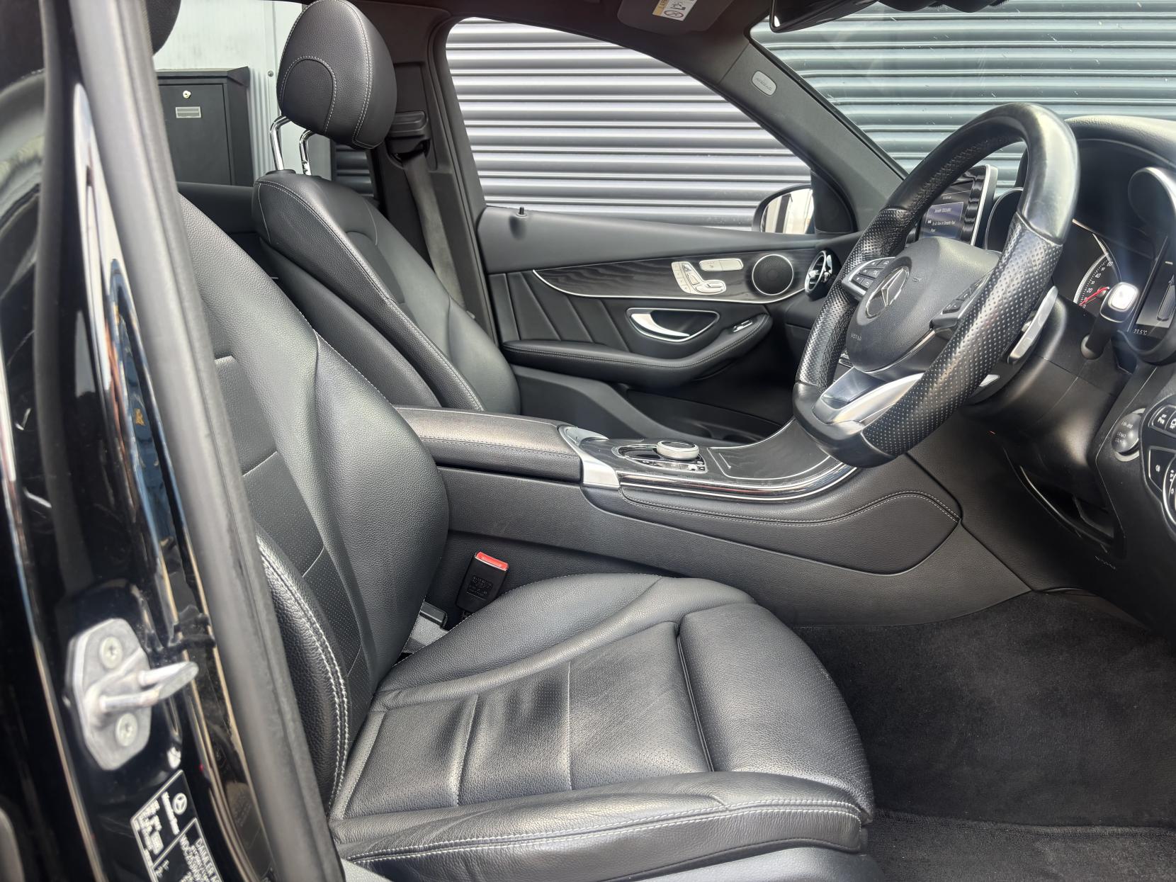 Mercedes-Benz GLC 2.1 GLC250d AMG Line (Premium) SUV 5dr Diesel G-Tronic+ 4MATIC Euro 6 (s/s) (204 ps)