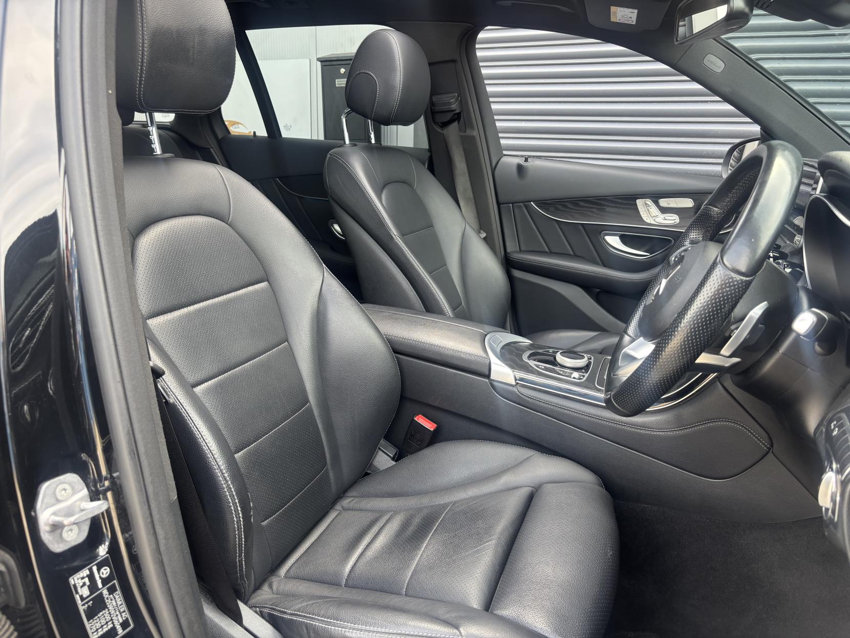 Mercedes-Benz GLC 2.1 GLC250d AMG Line (Premium) SUV 5dr Diesel G-Tronic+ 4MATIC Euro 6 (s/s) (204 ps)