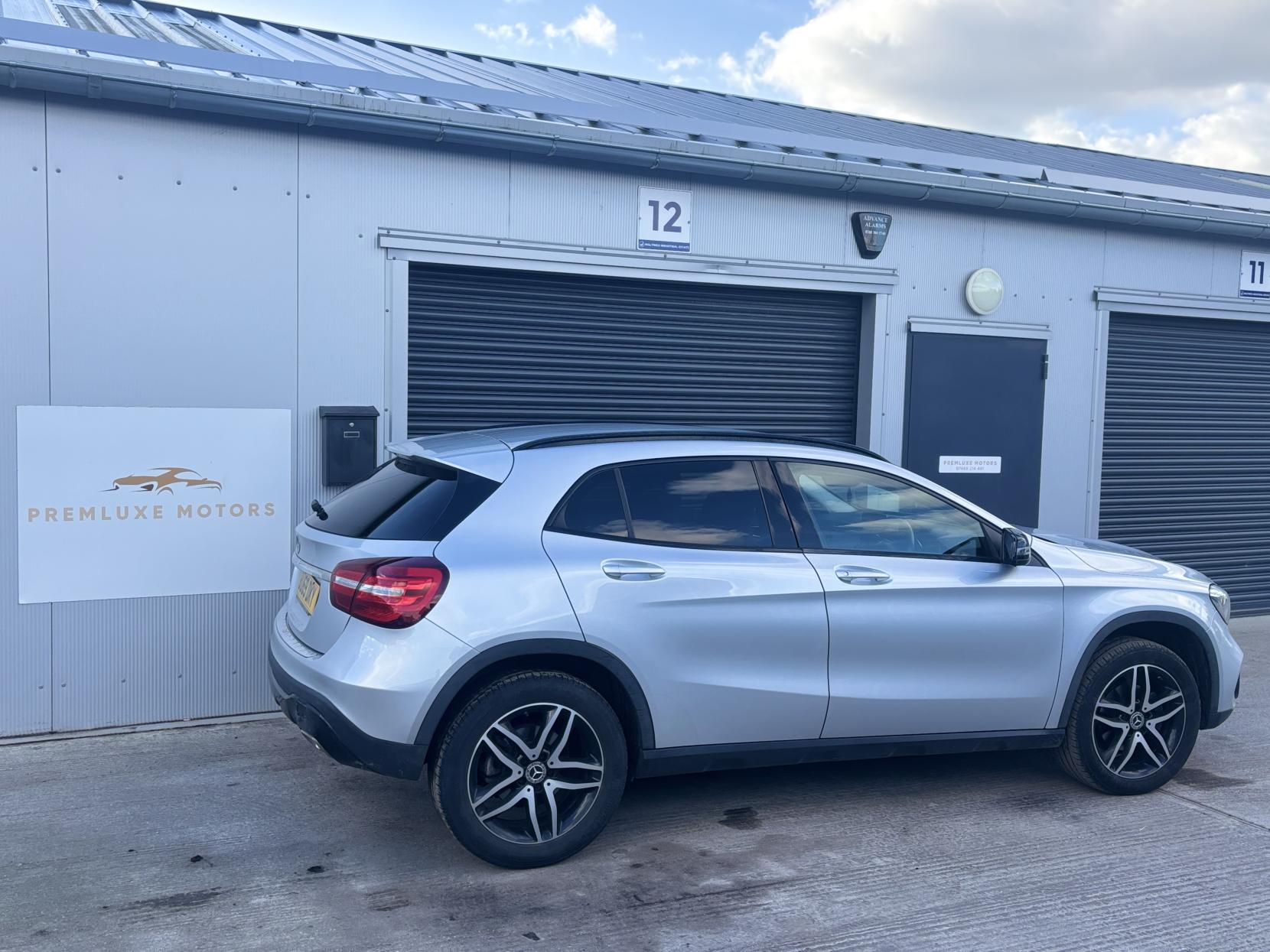 Mercedes-Benz GLA 1.6 GLA180 GPF Urban Edition SUV 5dr Petrol 7G-DCT Euro 6 (s/s) (122 ps)