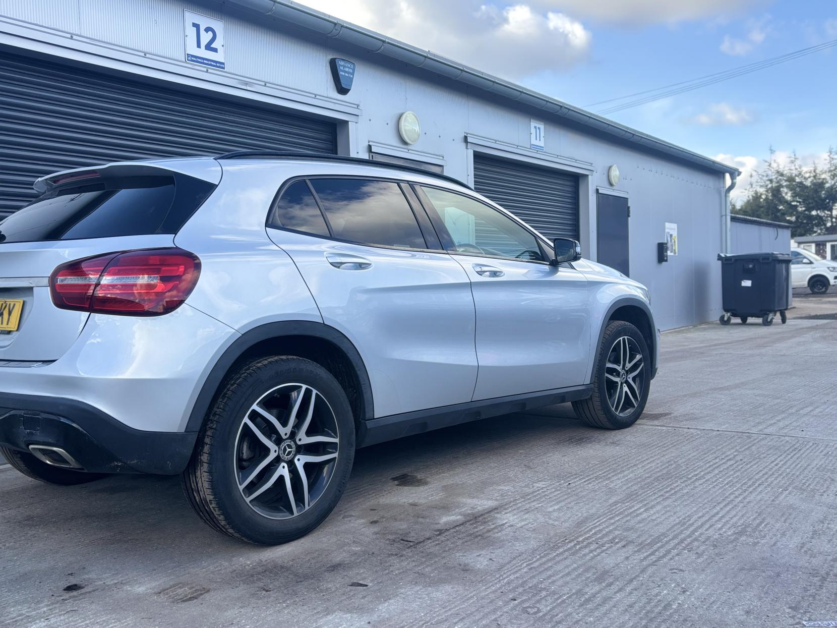 Mercedes-Benz GLA 1.6 GLA180 GPF Urban Edition SUV 5dr Petrol 7G-DCT Euro 6 (s/s) (122 ps)