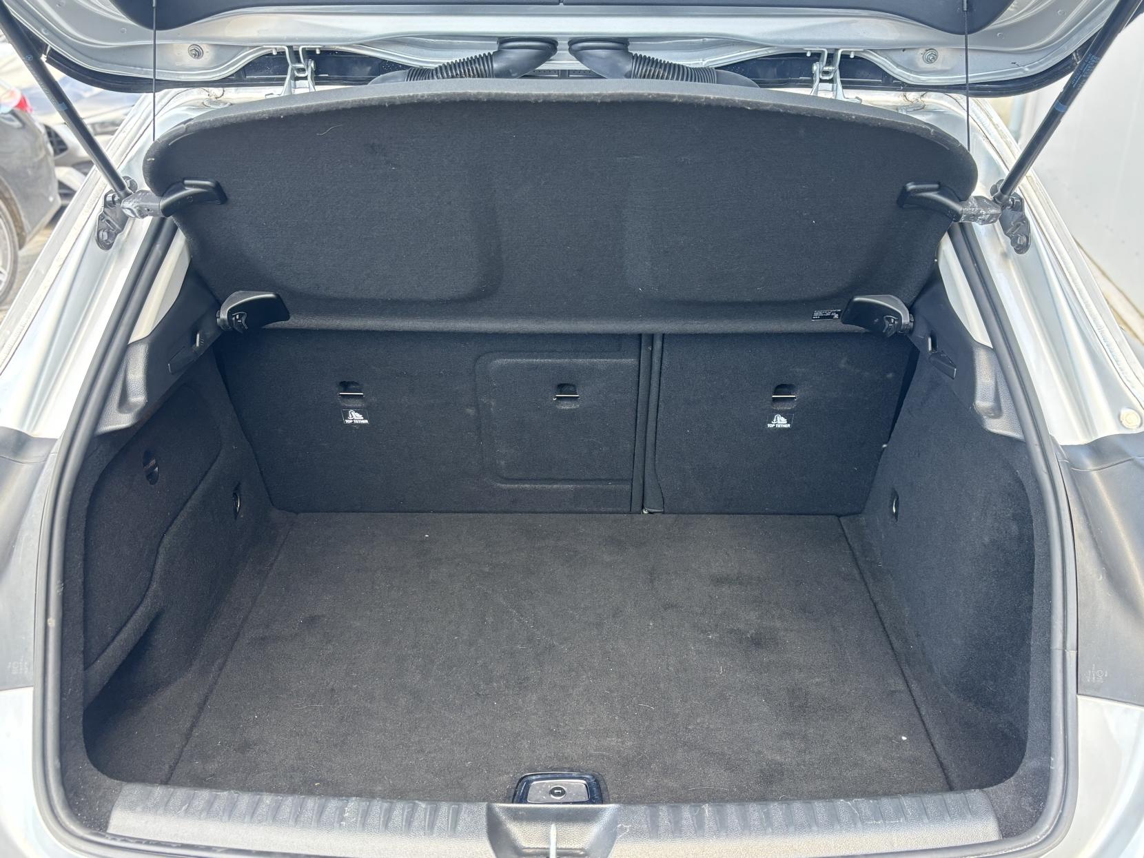 Mercedes-Benz GLA 1.6 GLA180 GPF Urban Edition SUV 5dr Petrol 7G-DCT Euro 6 (s/s) (122 ps)