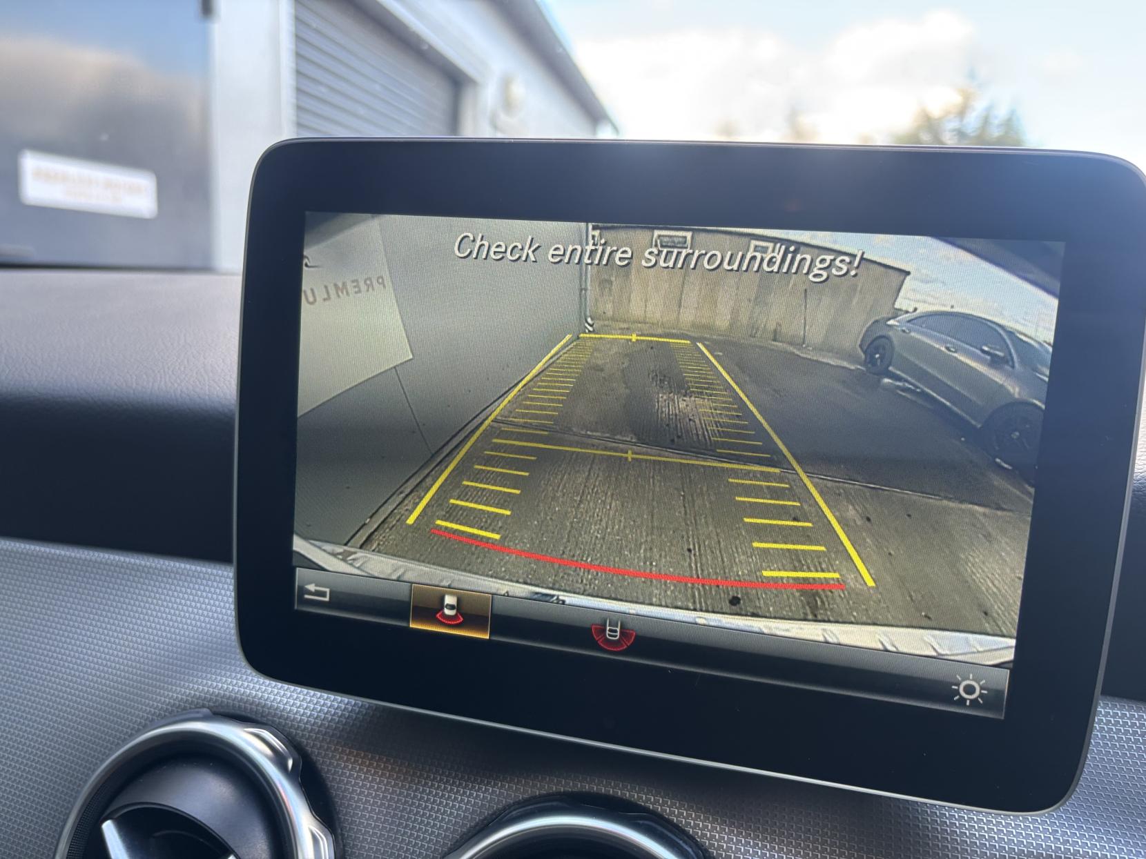 Mercedes-Benz GLA 1.6 GLA180 GPF Urban Edition SUV 5dr Petrol 7G-DCT Euro 6 (s/s) (122 ps)