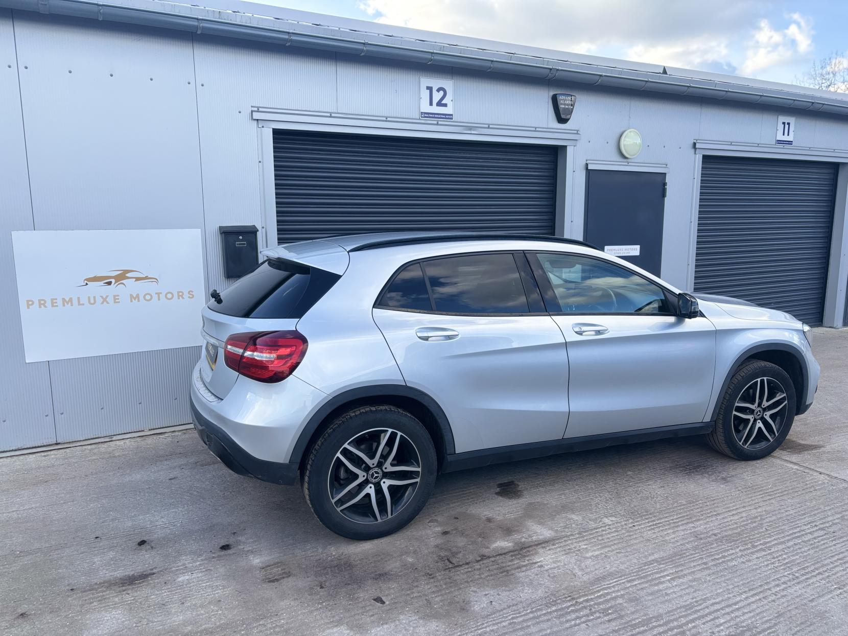 Mercedes-Benz GLA 1.6 GLA180 GPF Urban Edition SUV 5dr Petrol 7G-DCT Euro 6 (s/s) (122 ps)