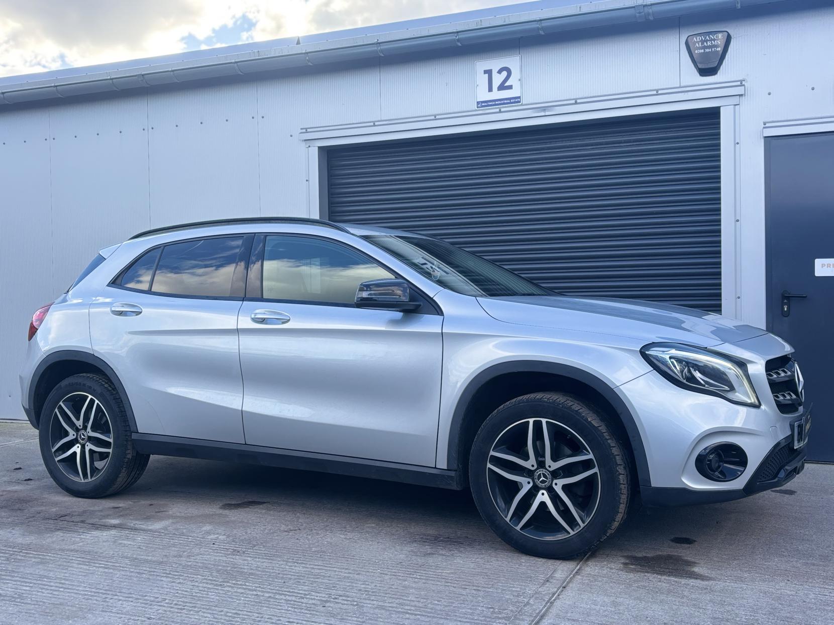 Mercedes-Benz GLA 1.6 GLA180 GPF Urban Edition SUV 5dr Petrol 7G-DCT Euro 6 (s/s) (122 ps)