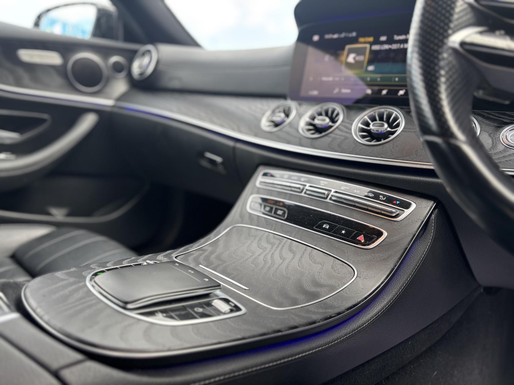 Mercedes-Benz E Class 2.0 E300 GPF AMG Line (Premium) Coupe 2dr Petrol G-Tronic+ Euro 6 (s/s) (245 ps)