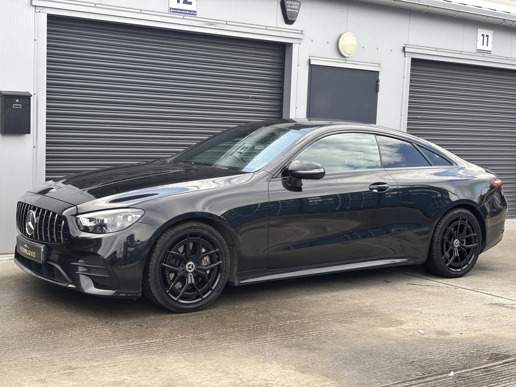 Mercedes-Benz E Class 2.0 E300 GPF AMG Line (Premium) Coupe 2dr Petrol G-Tronic+ Euro 6 (s/s) (245 ps)