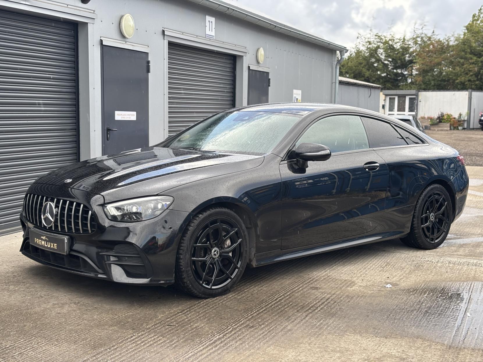 Mercedes-Benz E Class 2.0 E300 GPF AMG Line (Premium) Coupe 2dr Petrol G-Tronic+ Euro 6 (s/s) (245 ps)