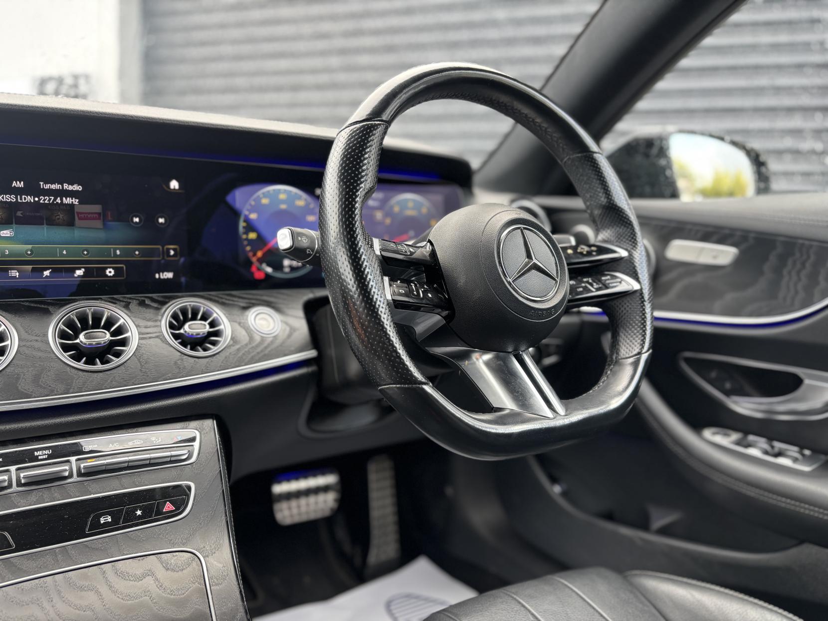 Mercedes-Benz E Class 2.0 E300 GPF AMG Line (Premium) Coupe 2dr Petrol G-Tronic+ Euro 6 (s/s) (245 ps)