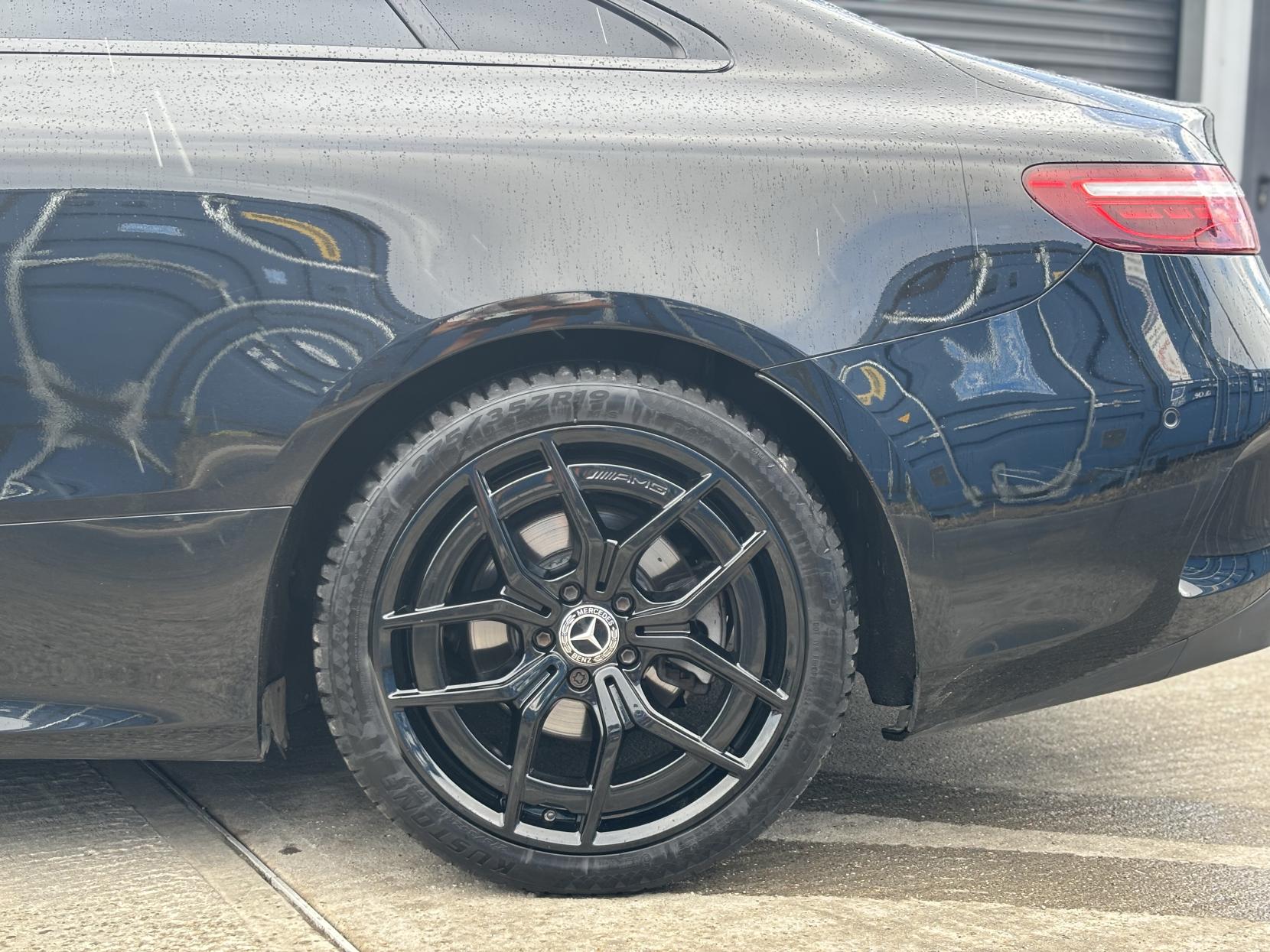 Mercedes-Benz E Class 2.0 E300 GPF AMG Line (Premium) Coupe 2dr Petrol G-Tronic+ Euro 6 (s/s) (245 ps)
